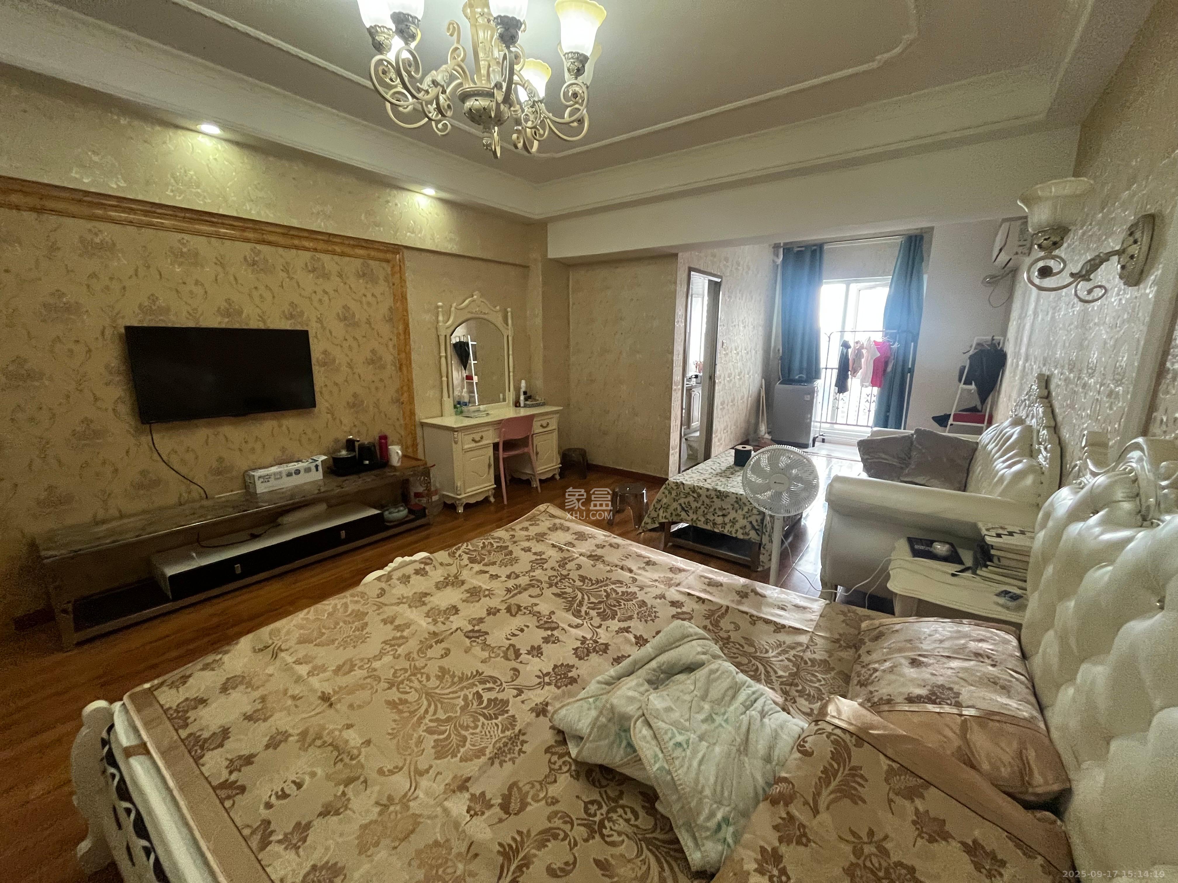 鸥波港湾  1室0厅0卫    1800.0元/月室内图