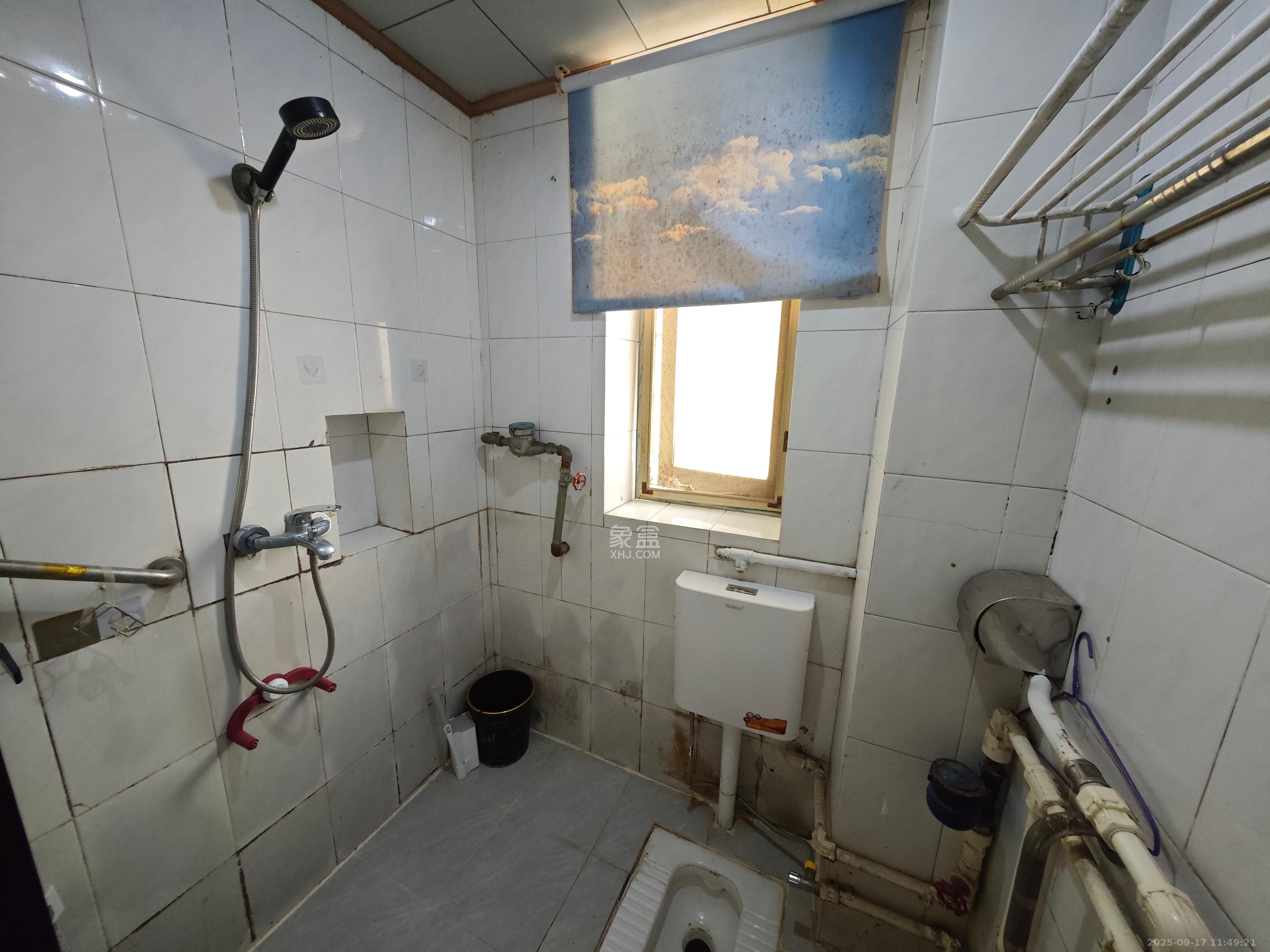 左家塘中级人民法院宿舍  3室1厅1卫    1780.0元/月室内图