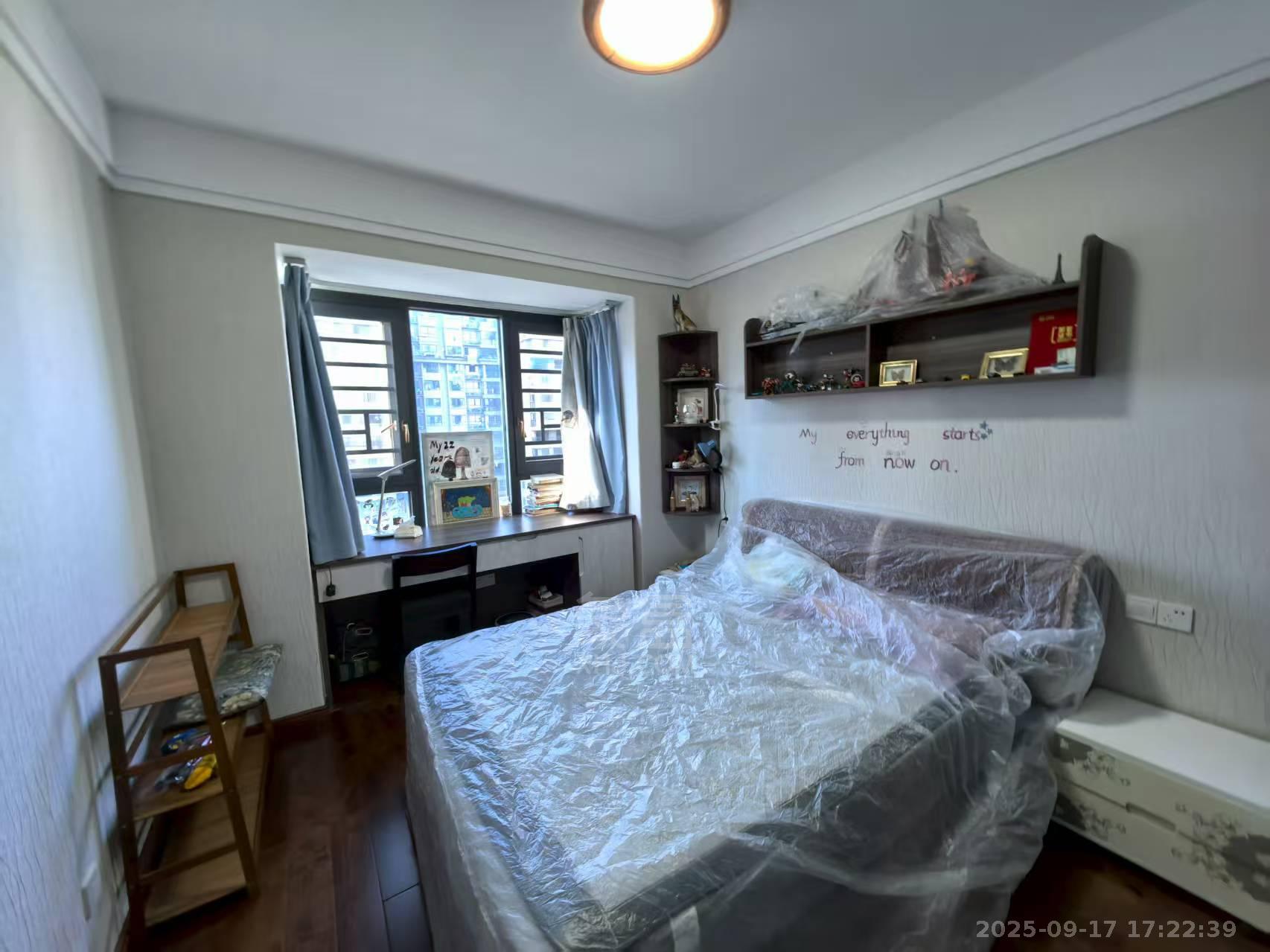 时代新城(翰林府) 3室2厅2卫 1800.0元/月 时代新城(翰林府) 3室2厅2卫 1800.0元/月室内图