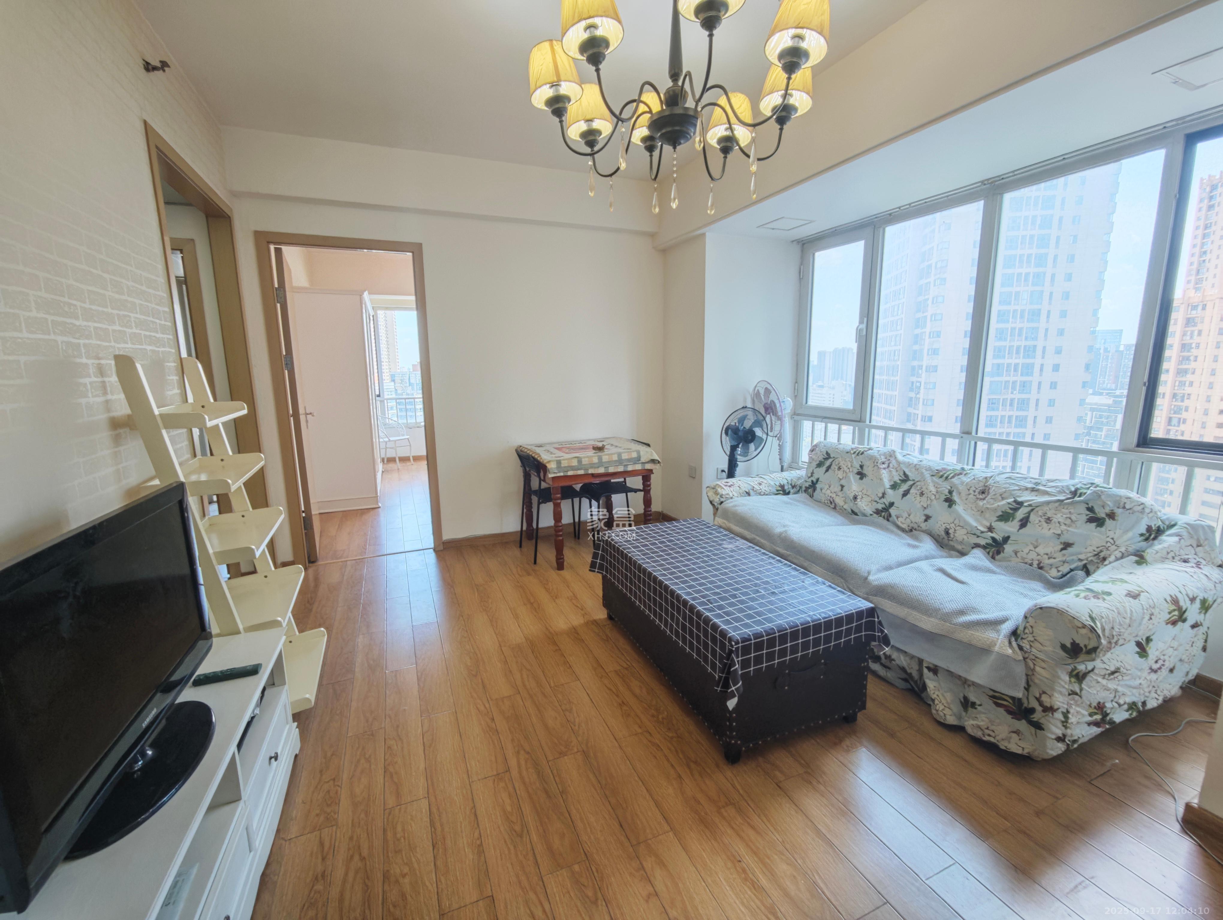 北辰三角洲E3区  1室1厅1卫    2800.0元/月室内图