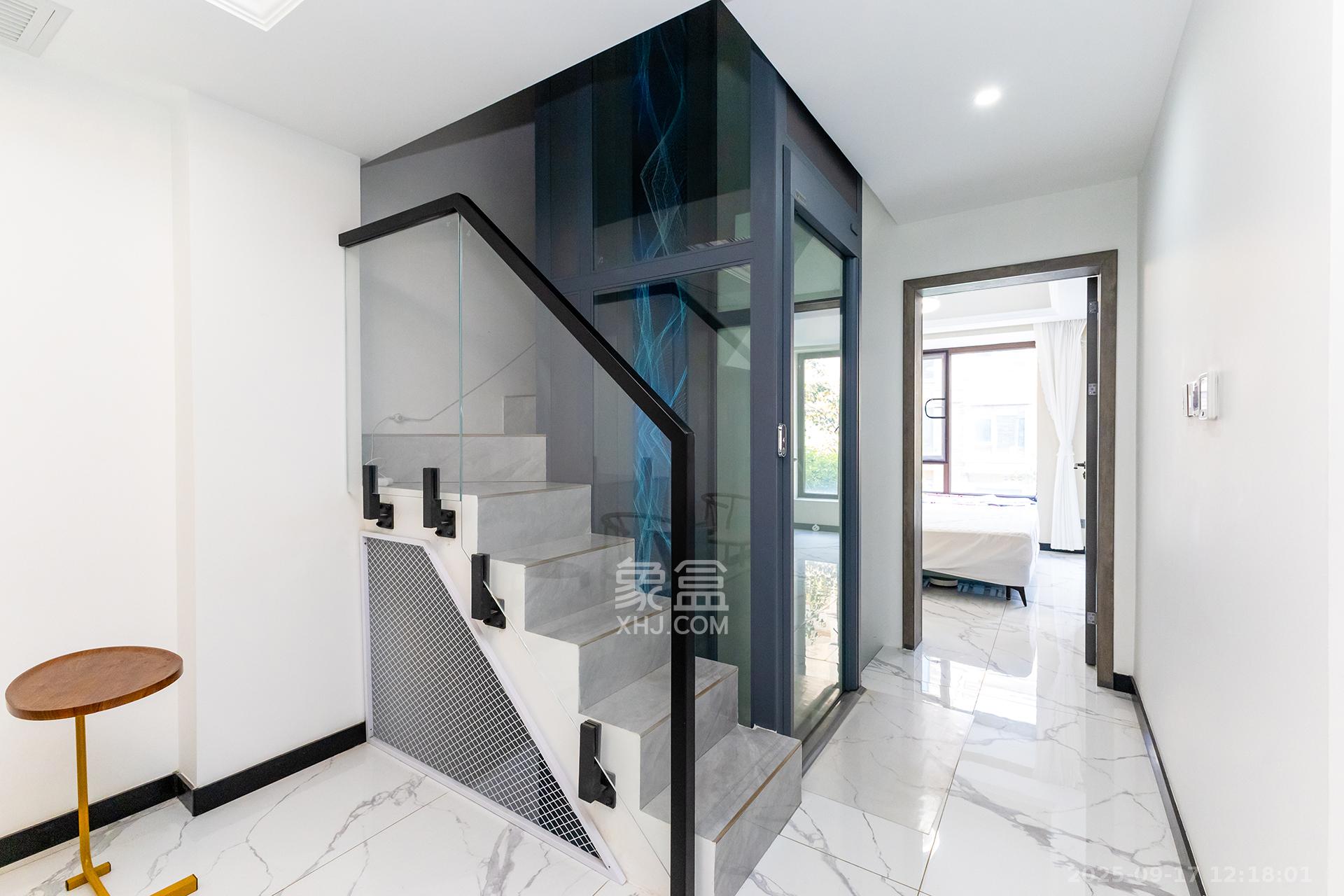 盈峰翠邸  5室2厅4卫    298.0万其他