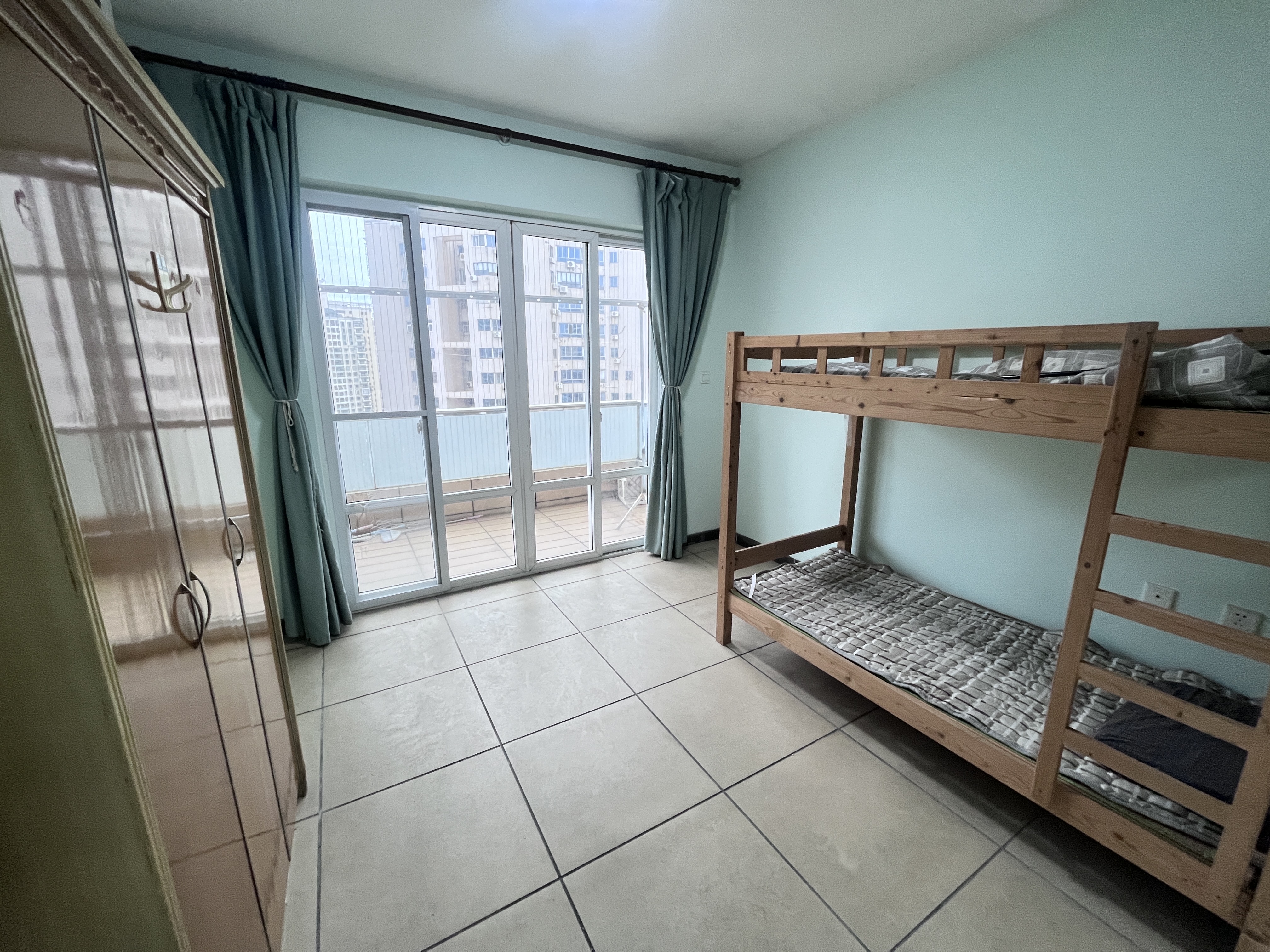 富丽花园 2室2厅1卫 2000.0元/月 富丽花园 2室2厅1卫 2000.0元/月室内图