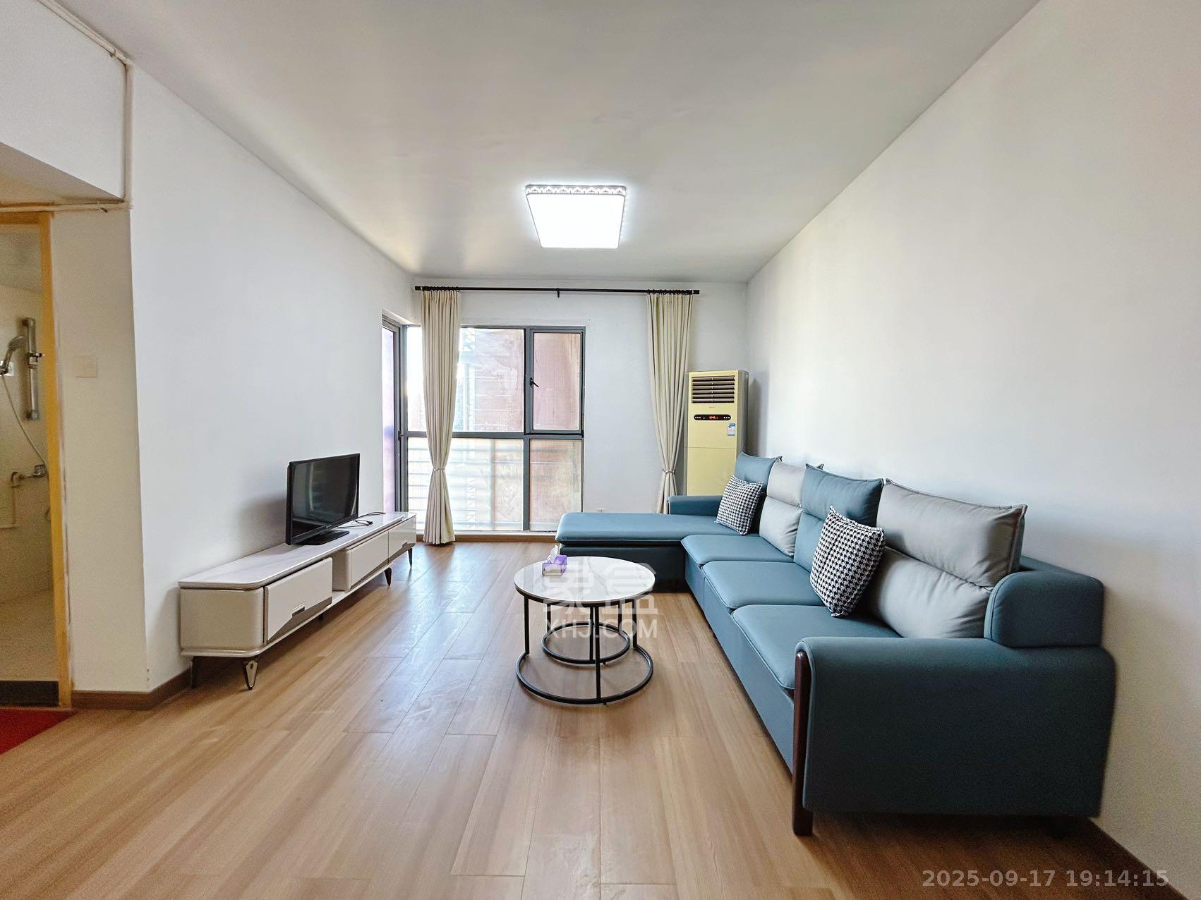 滨江君悦香邸 2室1厅1卫 2300.0元/月 滨江君悦香邸 2室1厅1卫 2300.0元/月室内图