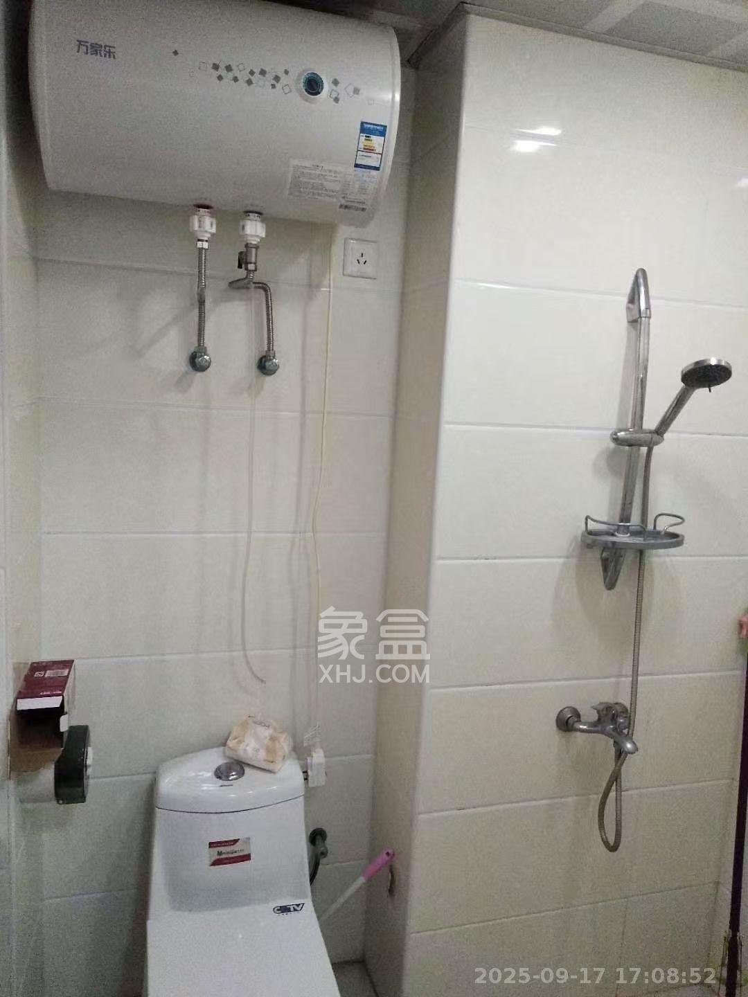 喜盈门范城 1室1厅1卫 1200.0元/月 喜盈门范城 1室1厅1卫 1200.0元/月室内图