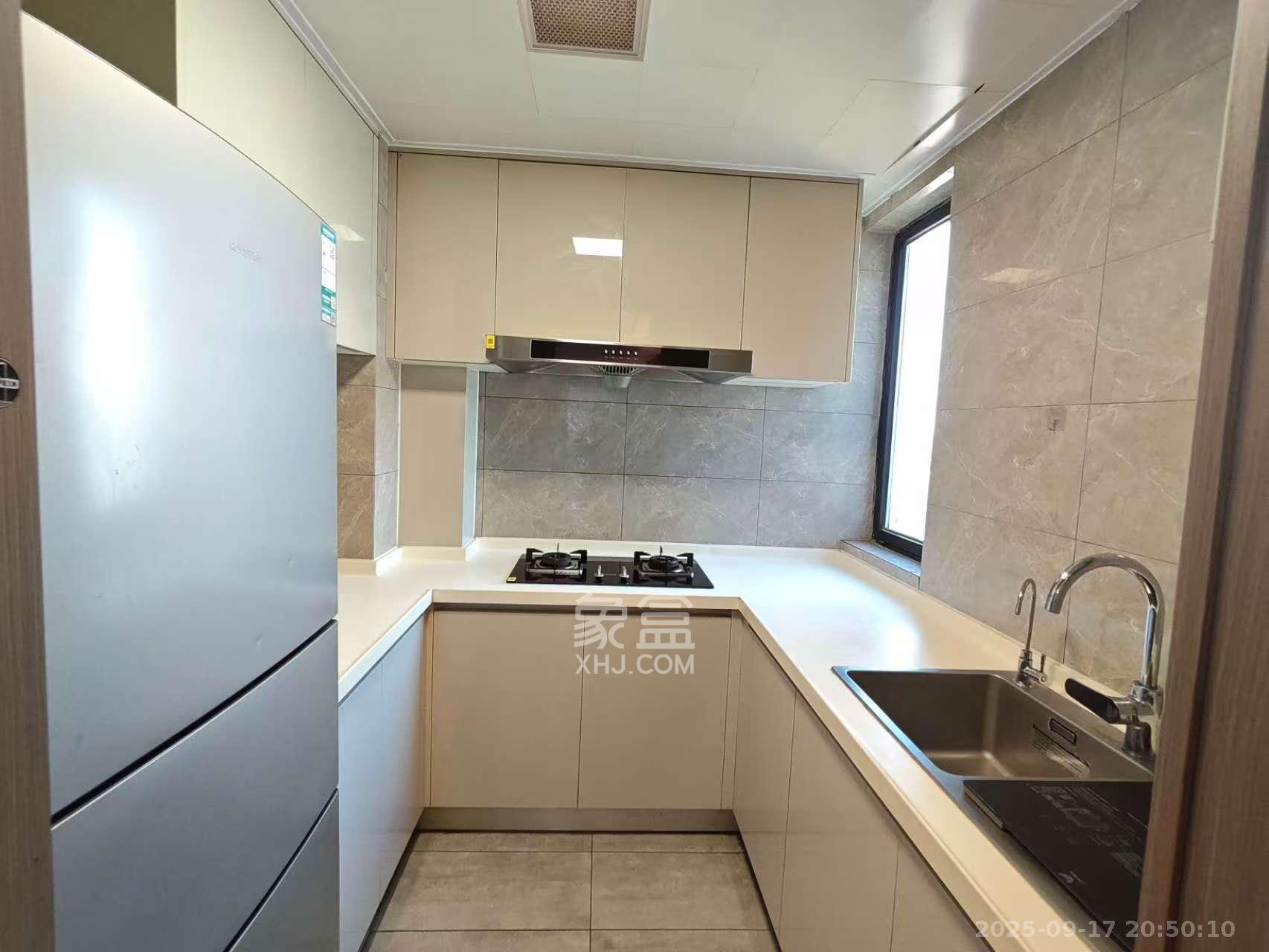 金茂建发泊悦  4室2厅2卫    4000.0元/月 金茂建发泊悦  4室2厅2卫    4000.0元/月室内图