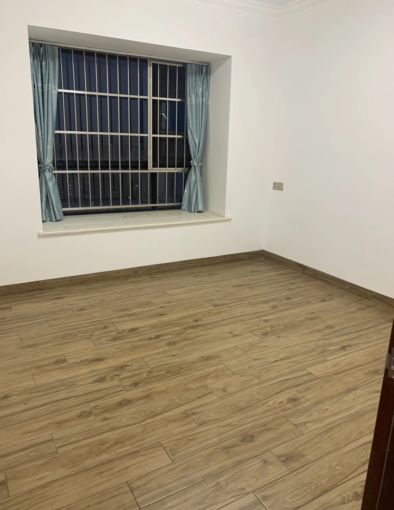 盛贤景都  3室2厅2卫    3500.0元/月 盛贤景都  3室2厅2卫    3500.0元/月室内图