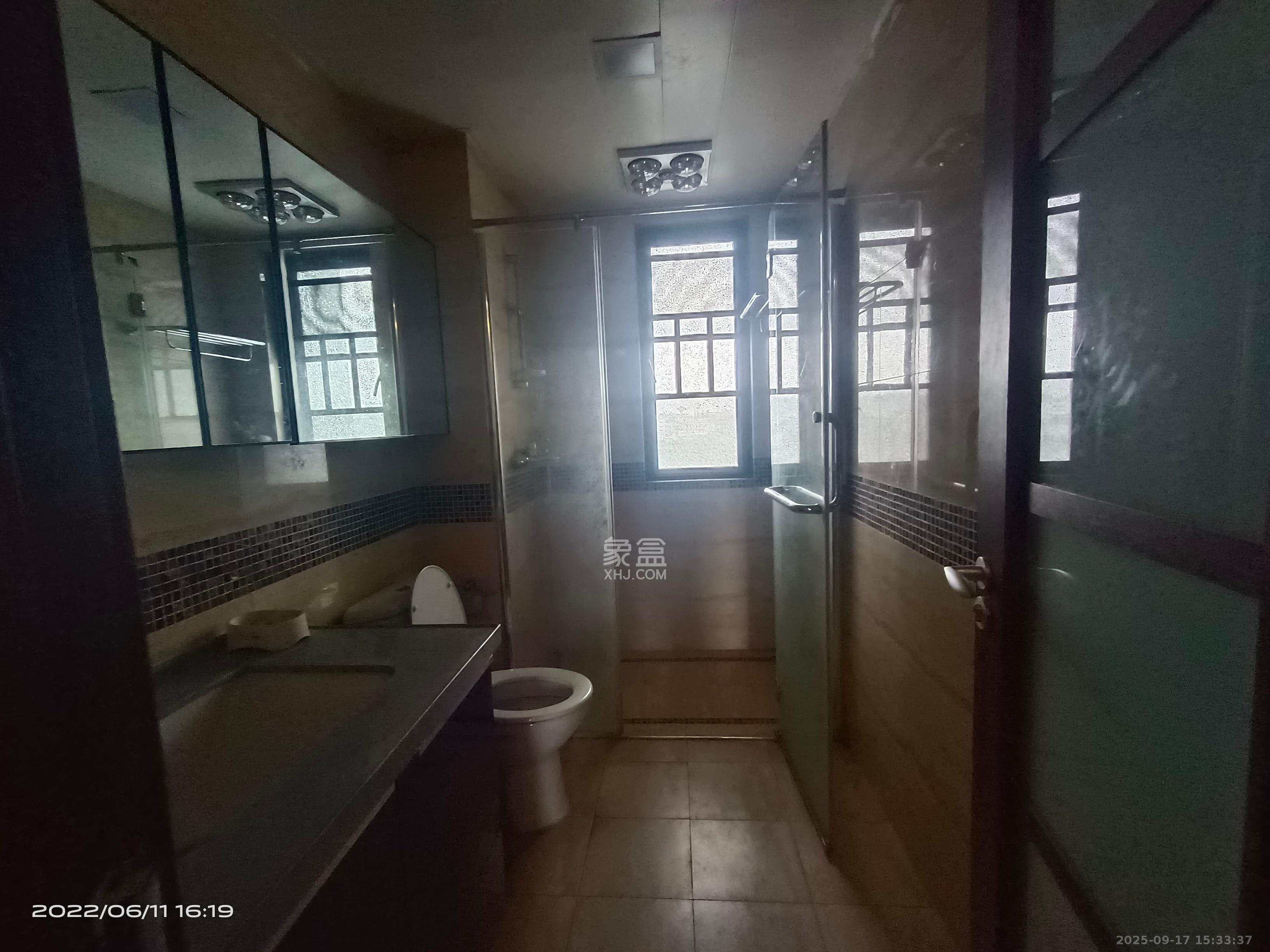 万科金域华府三四期  4室2厅2卫    3000.0元/月 万科金域华府三四期  4室2厅2卫    3000.0元/月室内图