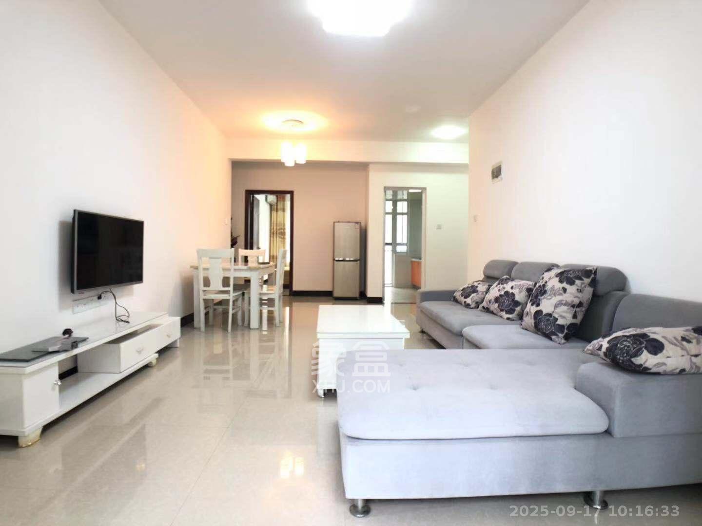 中房F联邦  3室2厅2卫    2200.0元/月室内图