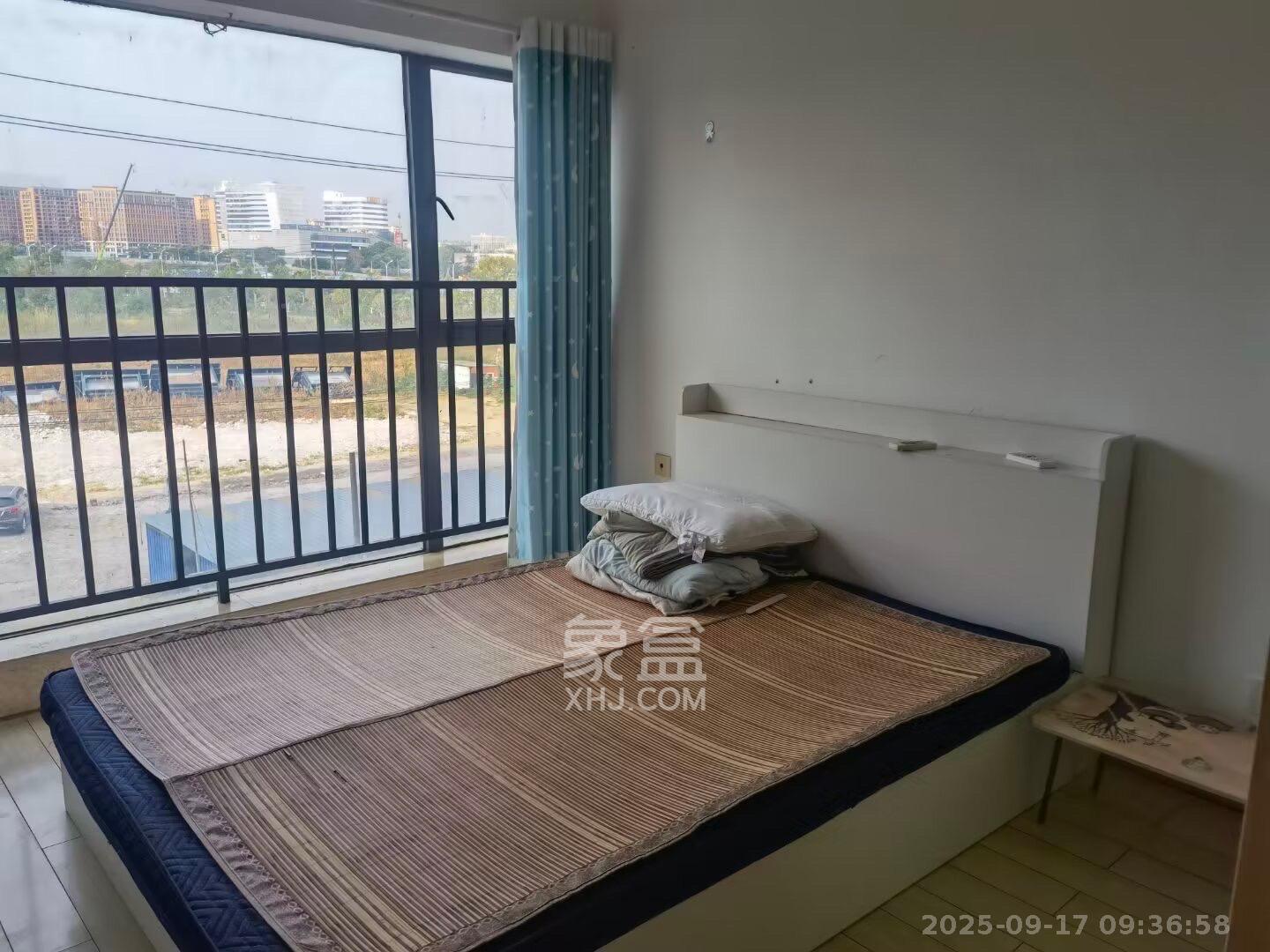 中信文化广场（中信新城二期）  2室2厅1卫    1400.0元/月室内图