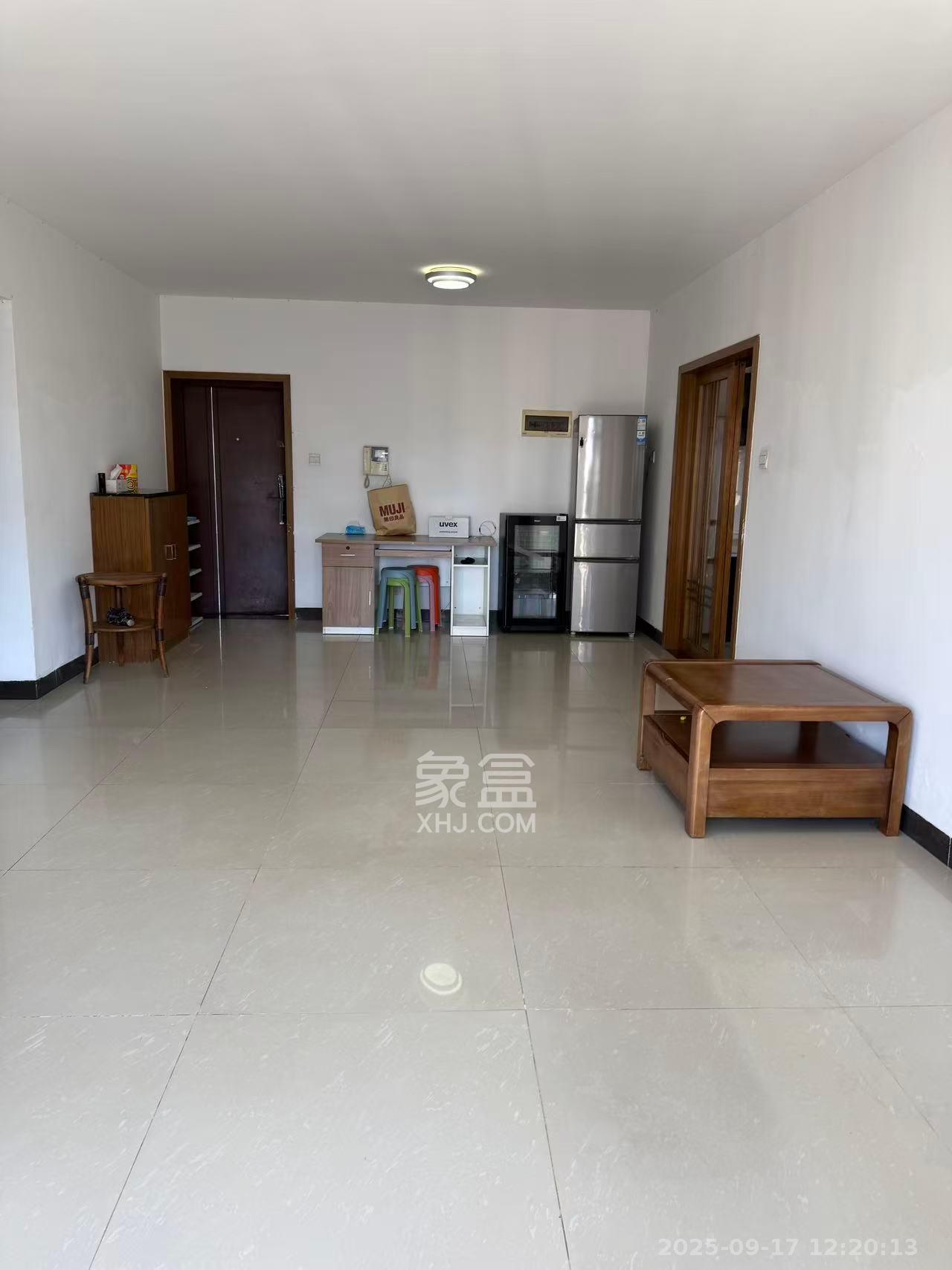 高鑫麓城 2室2厅1卫 2500.0元/月 高鑫麓城 2室2厅1卫 2500.0元/月室内图