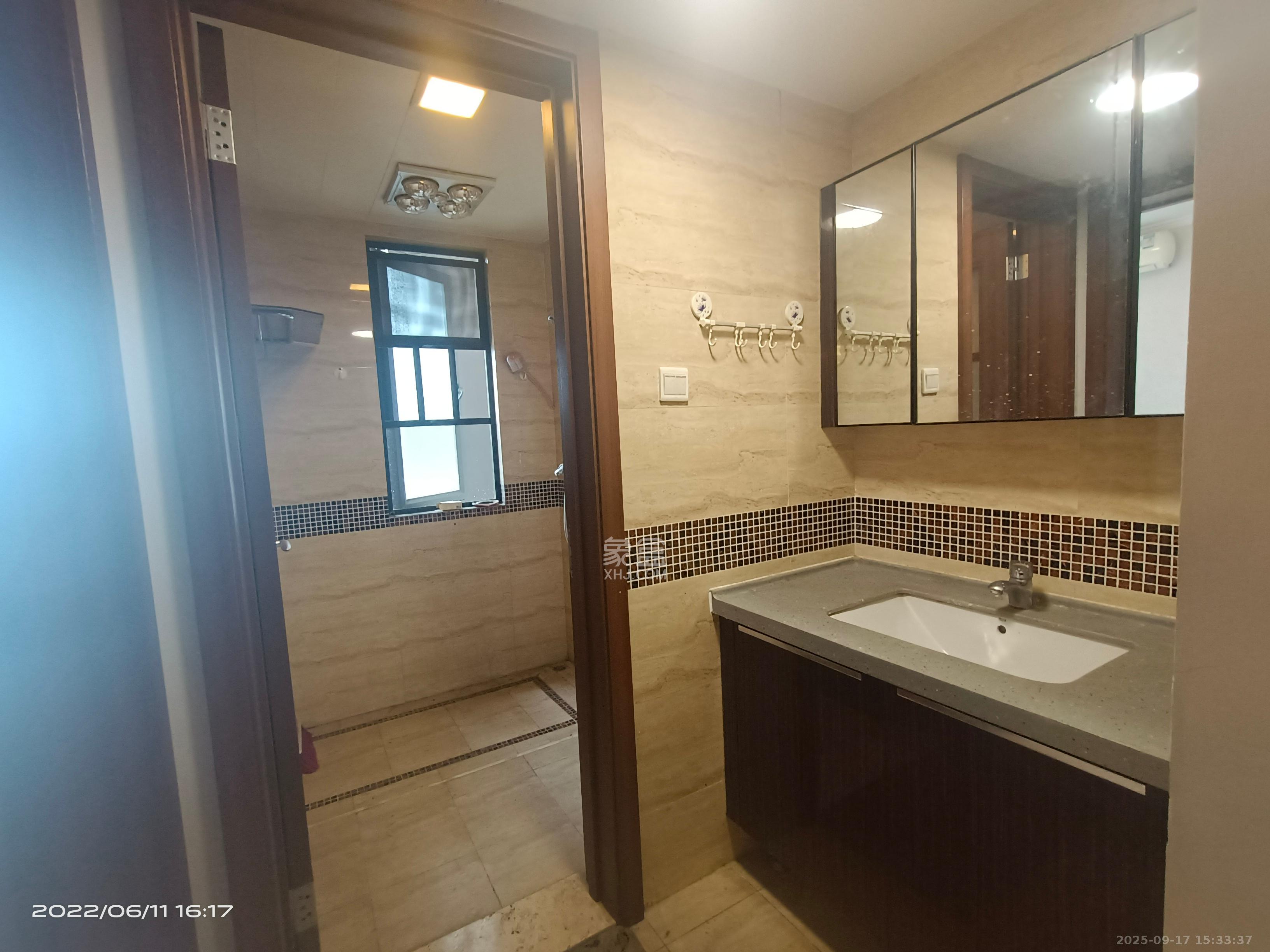 万科金域华府三四期  4室2厅2卫    3000.0元/月 万科金域华府三四期  4室2厅2卫    3000.0元/月室内图