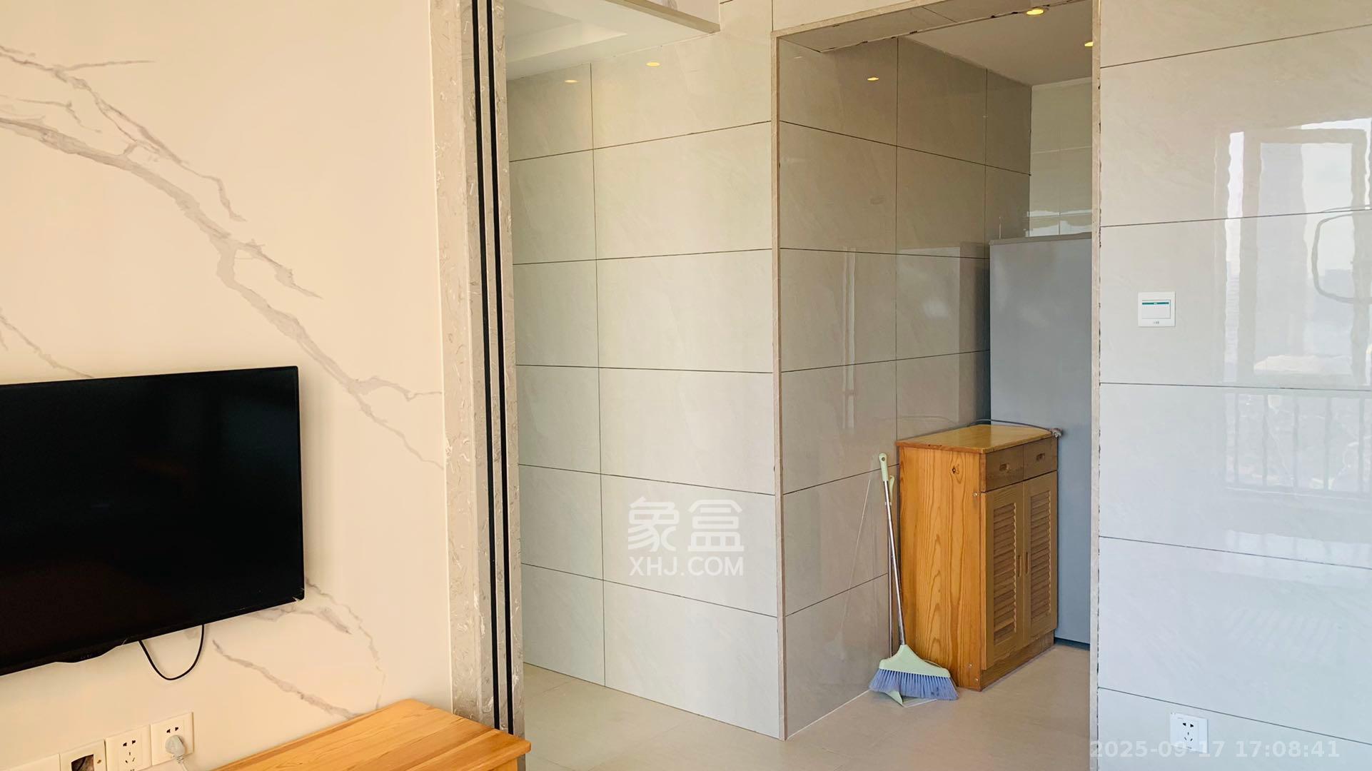 达美D6区  1室1厅1卫    1900.0元/月室内图