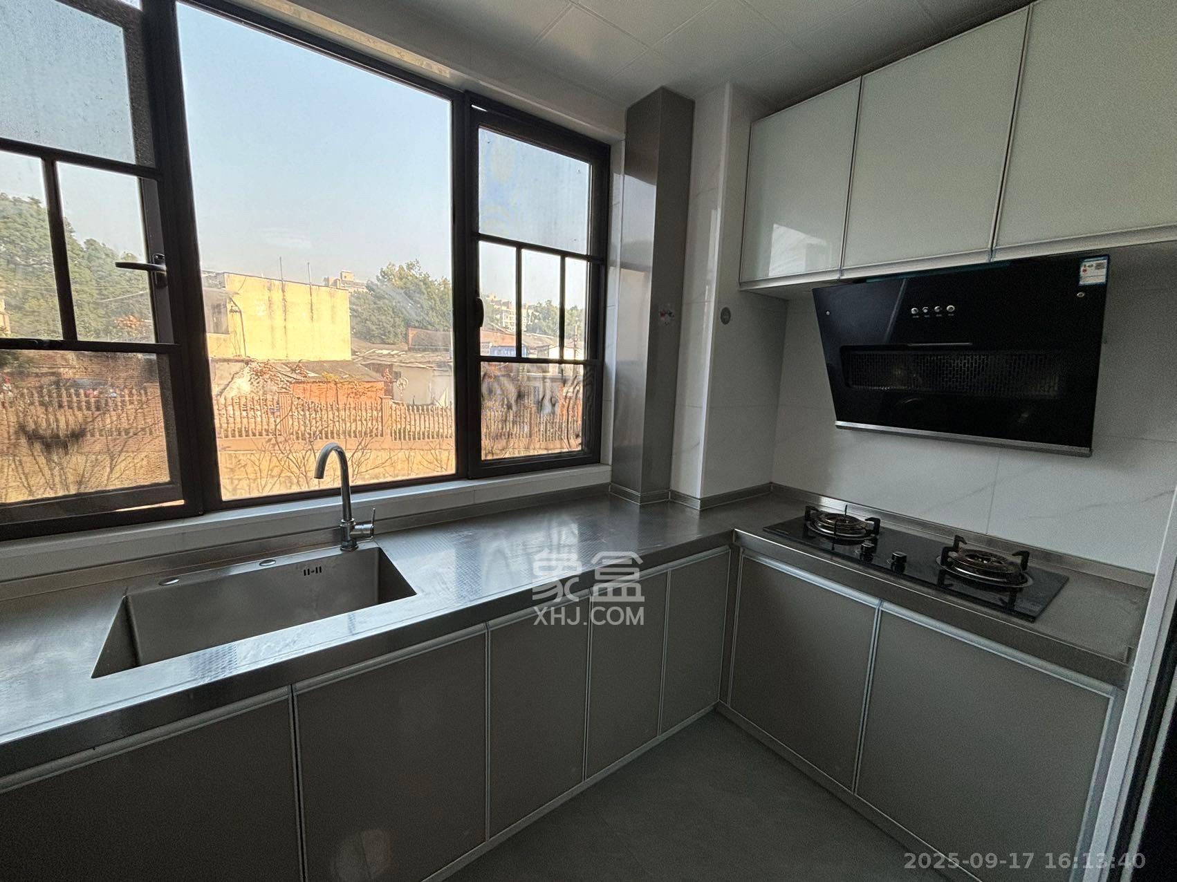 金塘家园 3室1厅2卫 2800.0元/月 金塘家园 3室1厅2卫 2800.0元/月室内图