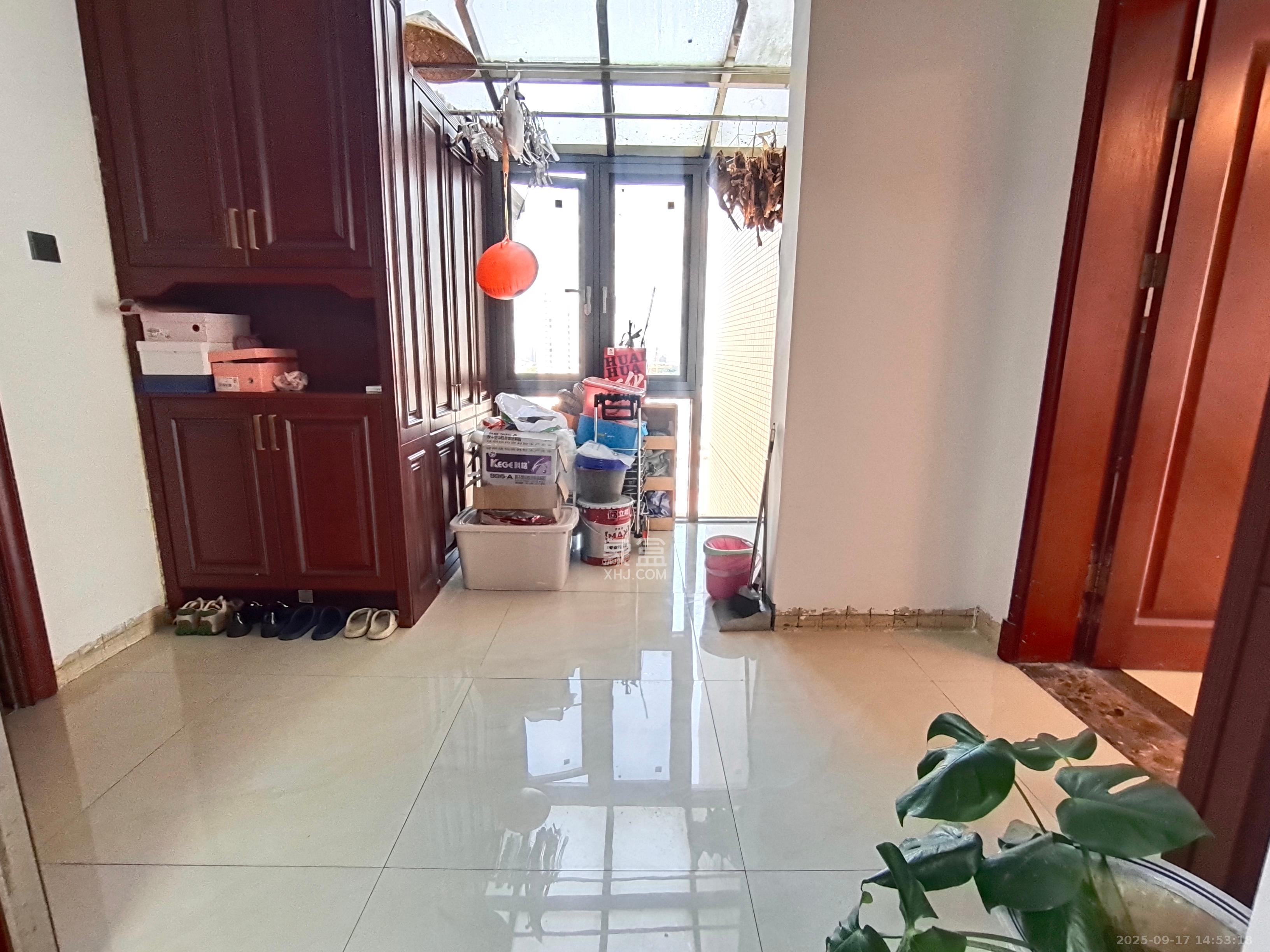 恒大绿洲 3室2厅2卫 3600.0元/月 恒大绿洲 3室2厅2卫 3600.0元/月室内图