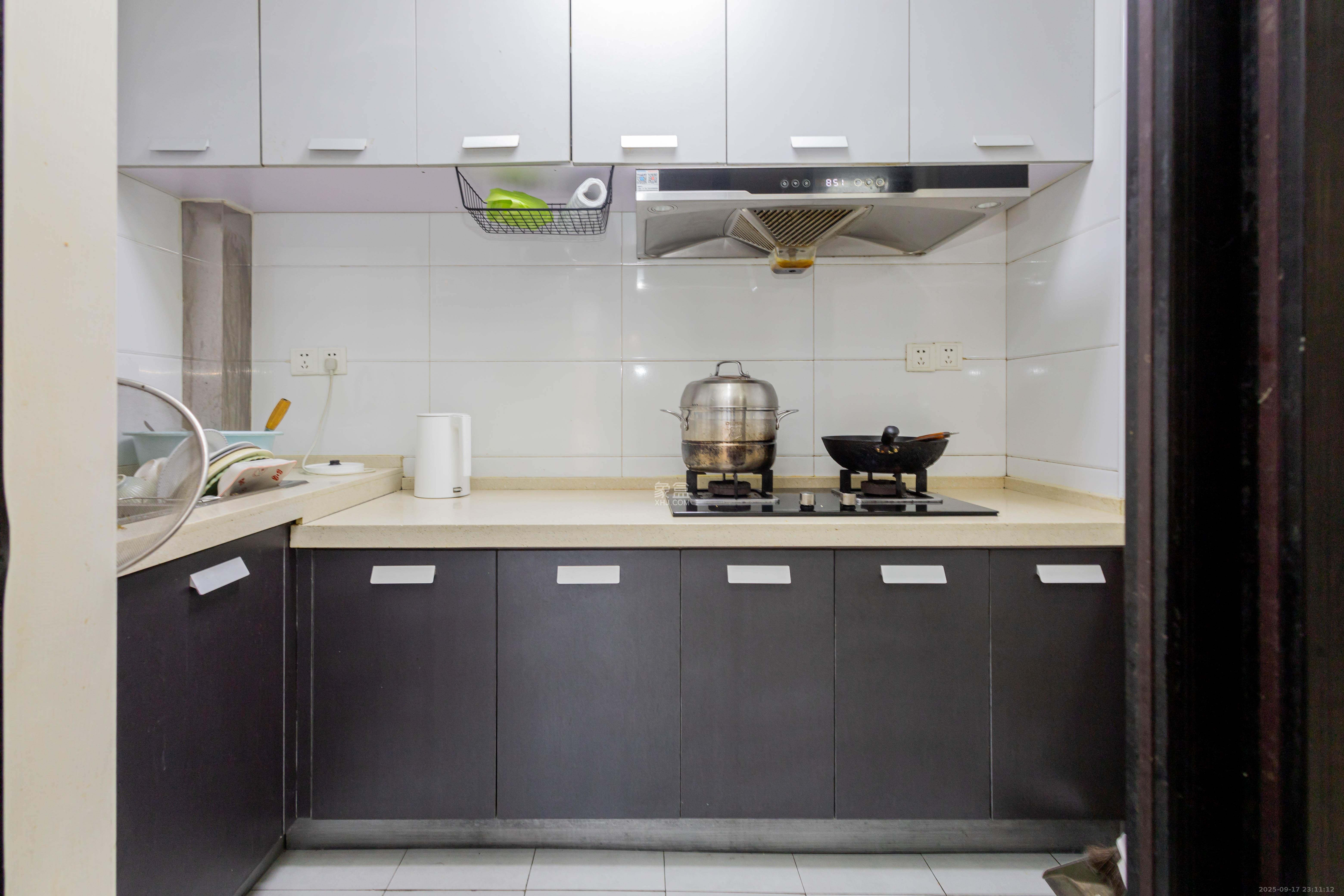 高林仕家 3室2厅1卫 57.8万 高林仕家 3室2厅1卫 57.8万厨房