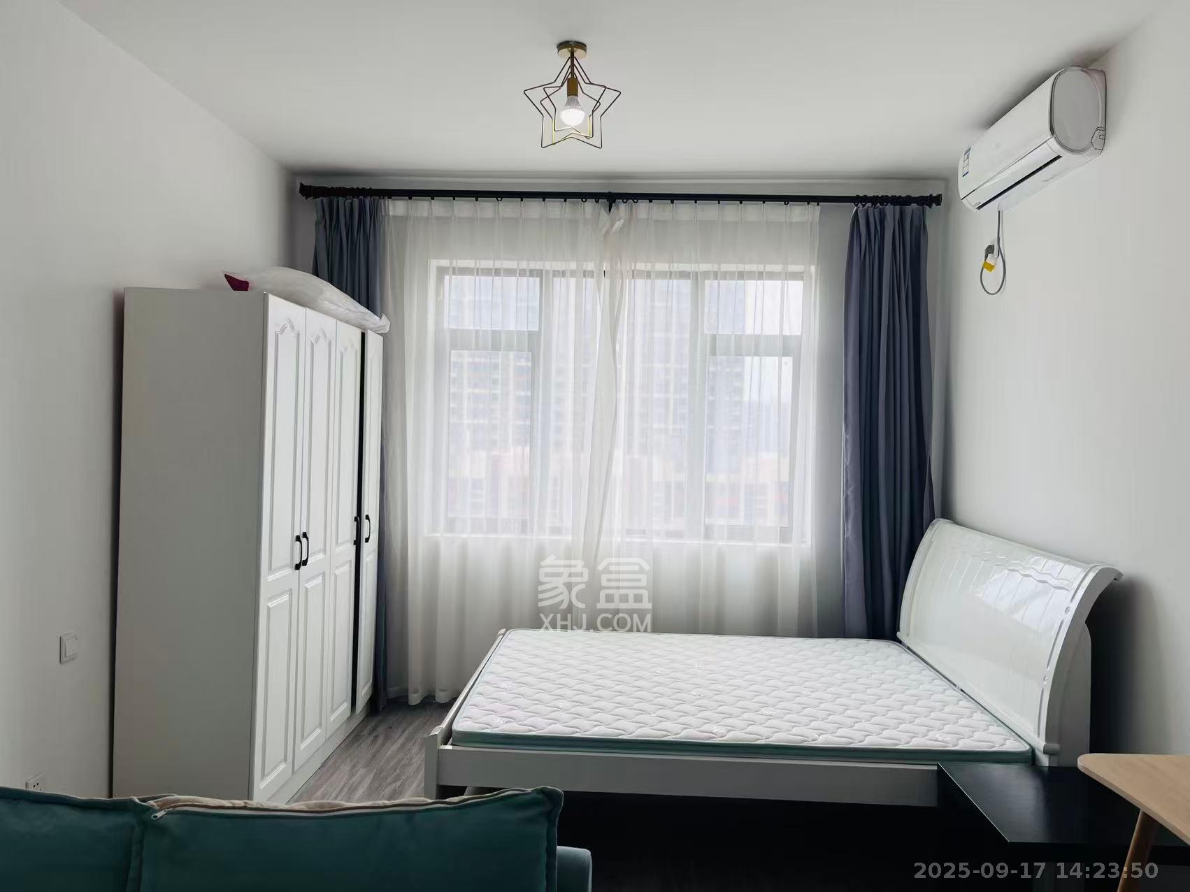 乾源国际  1室1厅1卫    1300.0元/月 乾源国际  1室1厅1卫    1300.0元/月