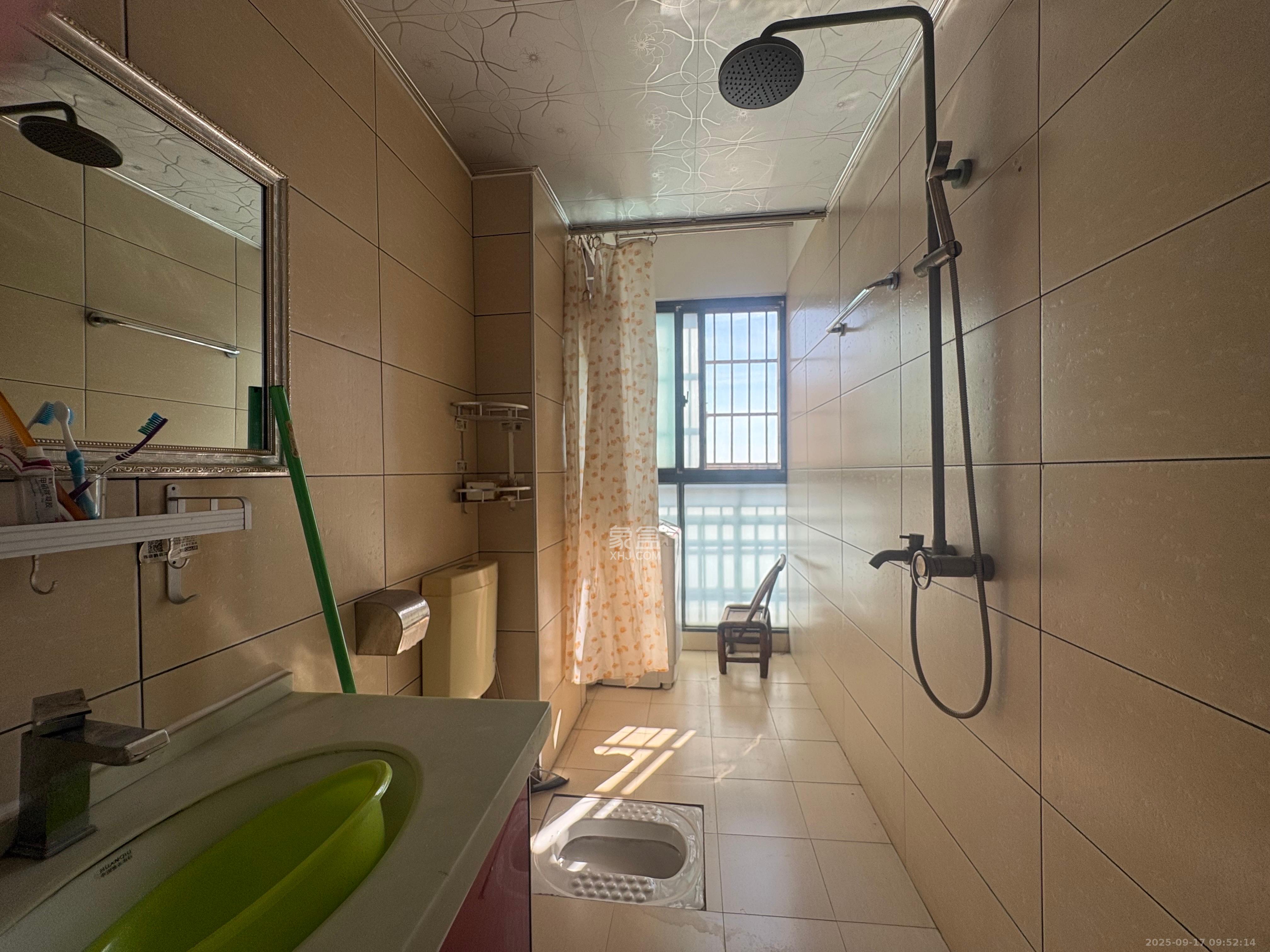 楚天世纪城东苑 3室2厅1卫 1600.00元/月 楚天世纪城东苑 3室2厅1卫 1600.00元/月室内图