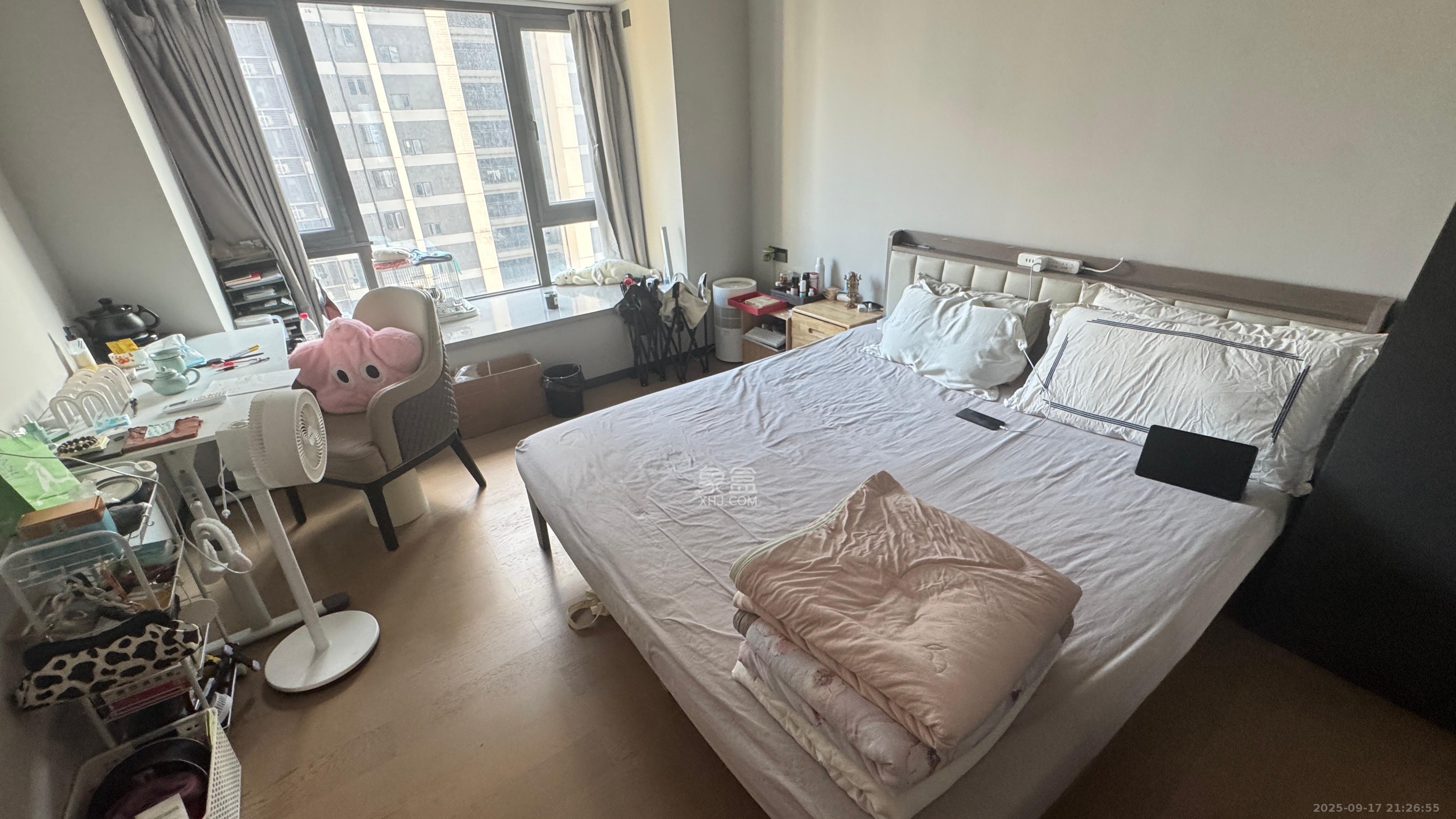 时代梅溪领峰  4室1厅1卫    3200.0元/月室内图