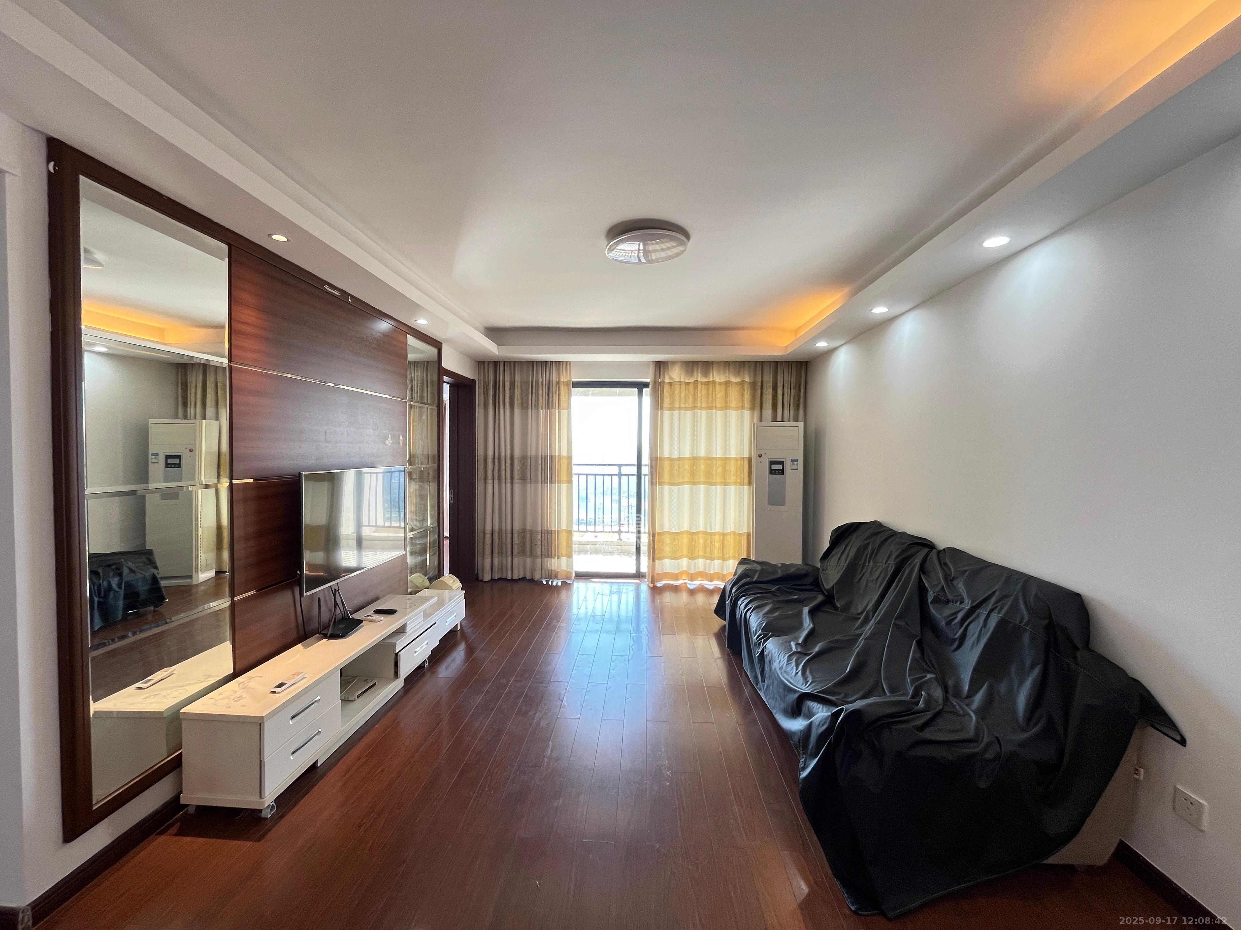 万科城  3室2厅1卫    2500.0元/月 万科城  3室2厅1卫    2500.0元/月