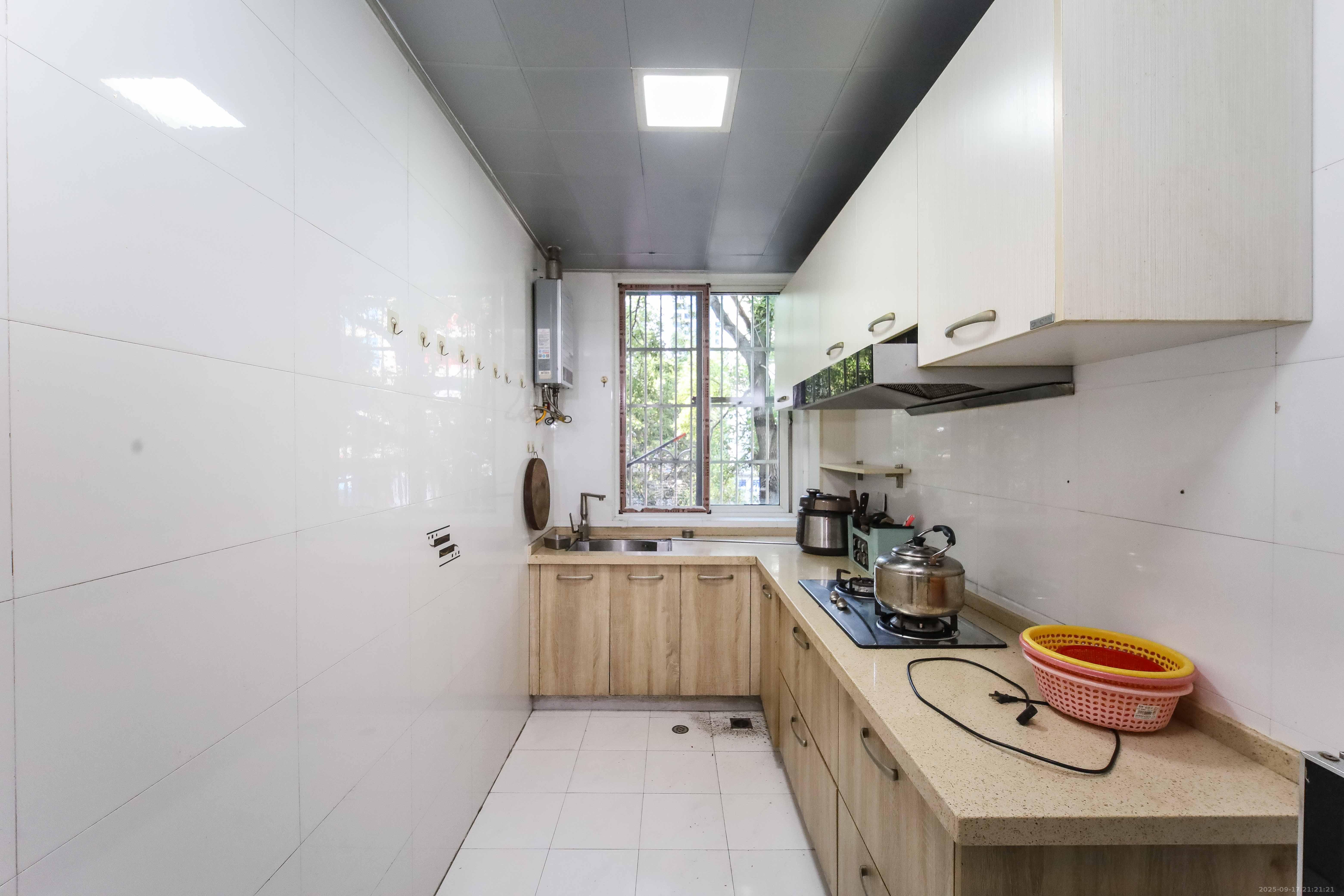 锦绣中星  2室2厅1卫    49.0万厨房