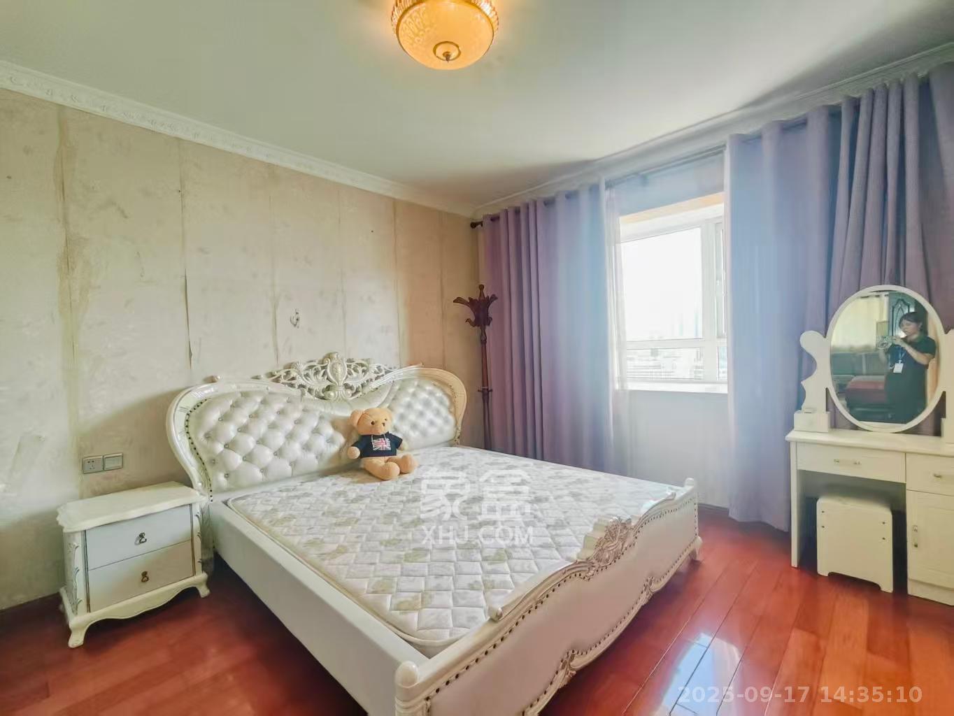 风华四季园  3室2厅2卫    3000.0元/月室内图