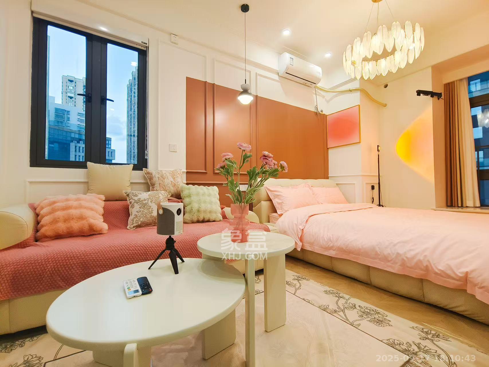 时代MOMA云PARK  1室1厅1卫    2000.0元/月 时代MOMA云PARK  1室1厅1卫    2000.0元/月室内图