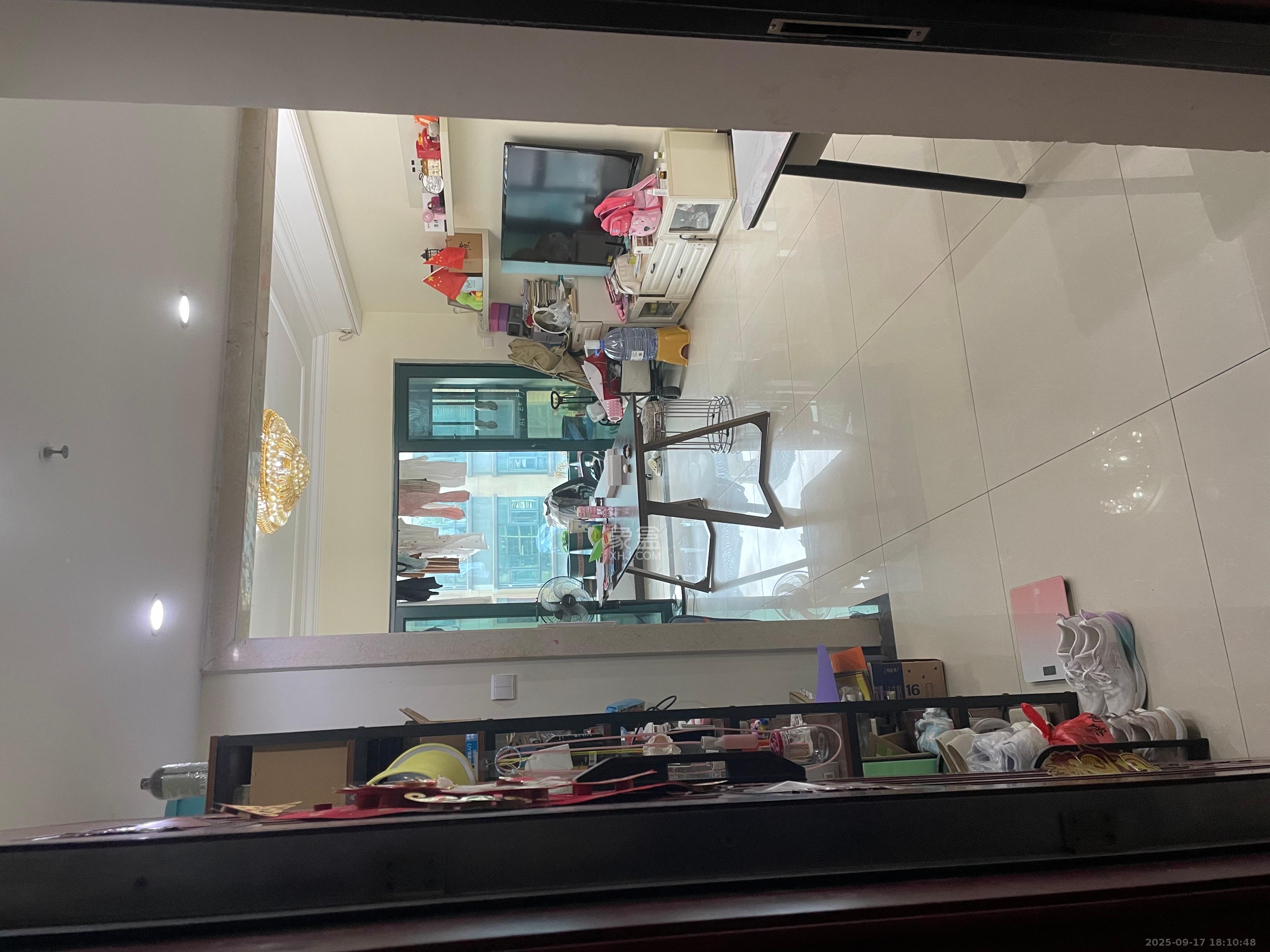 恒大华府  2室2厅1卫   2000.00元/月