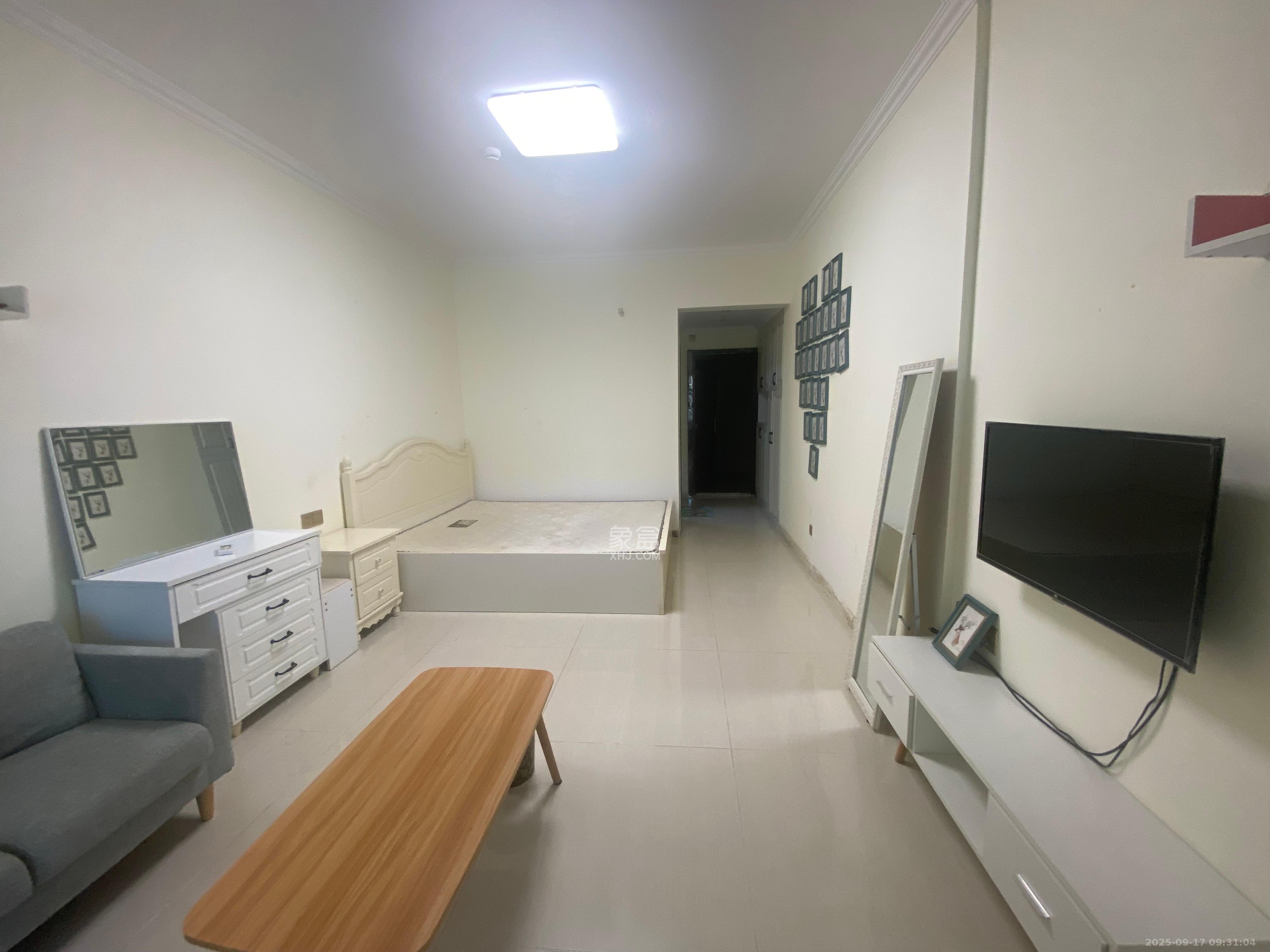 蓝湾国际广场 1室1厅1卫 1500.0元/月 蓝湾国际广场 1室1厅1卫 1500.0元/月室内图