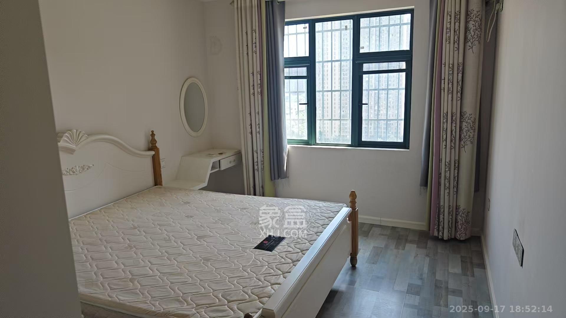 克拉美丽山庄(晟领国际) 2室2厅1卫 2400.0元/月 克拉美丽山庄(晟领国际) 2室2厅1卫 2400.0元/月室内图