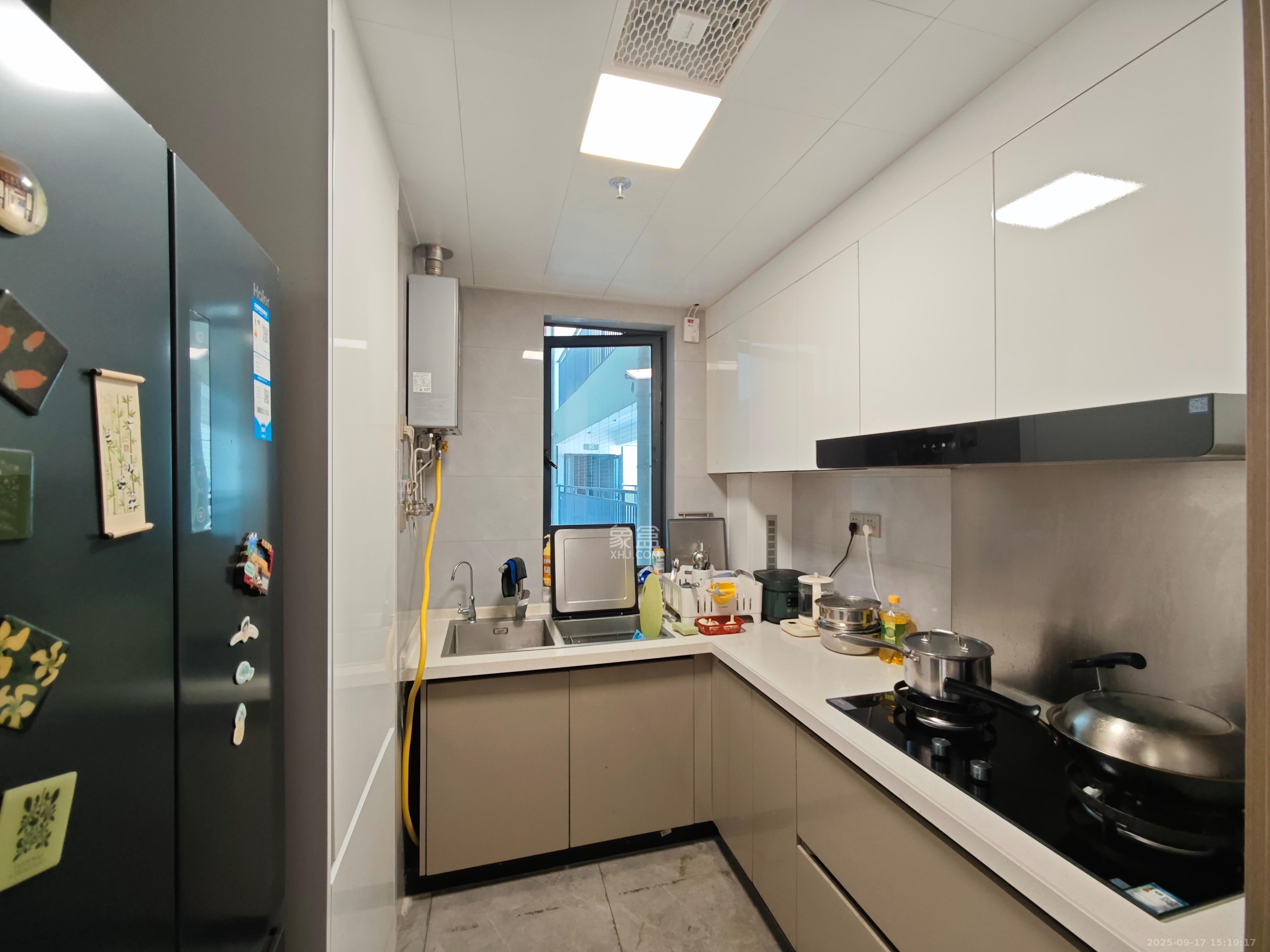 中国铁建湘语梅溪  3室2厅2卫    3000.0元/月室内图