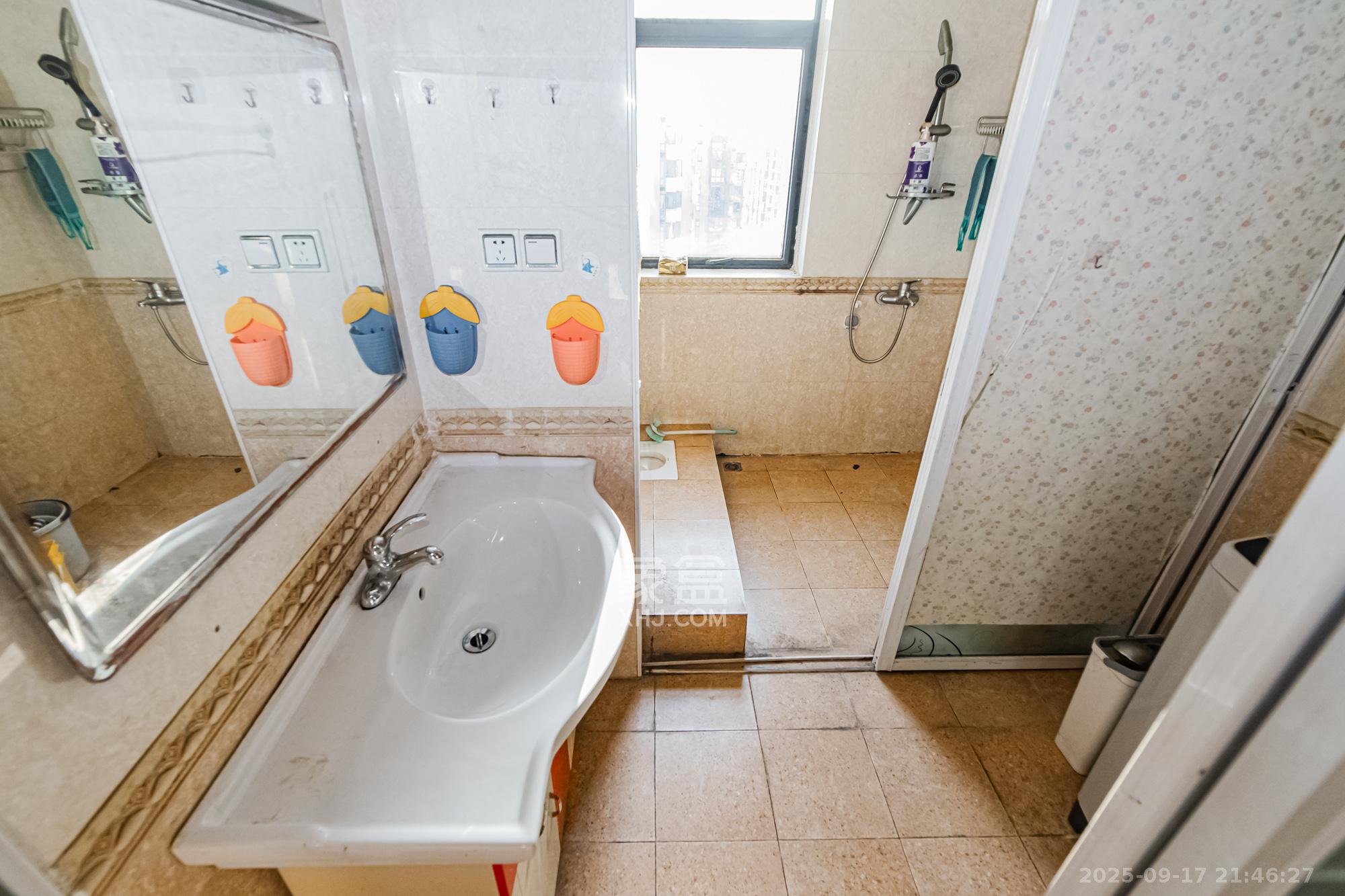 湘江世纪城星江苑 3室2厅2卫 120.0万 湘江世纪城星江苑 3室2厅2卫 120.0万卫生间