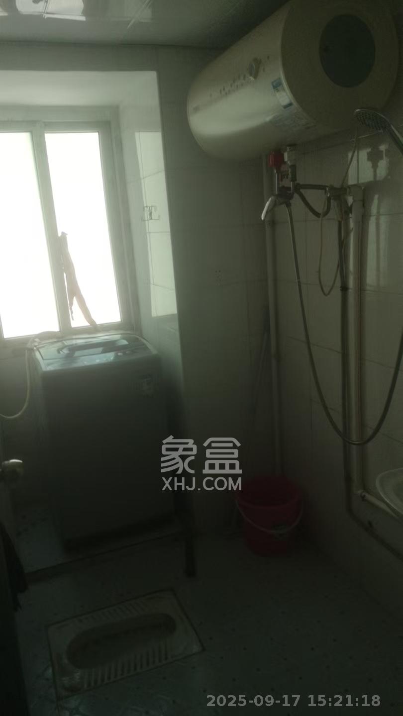 湘江花苑小区 1室1厅1卫 1000.0元/月 湘江花苑小区 1室1厅1卫 1000.0元/月室内图