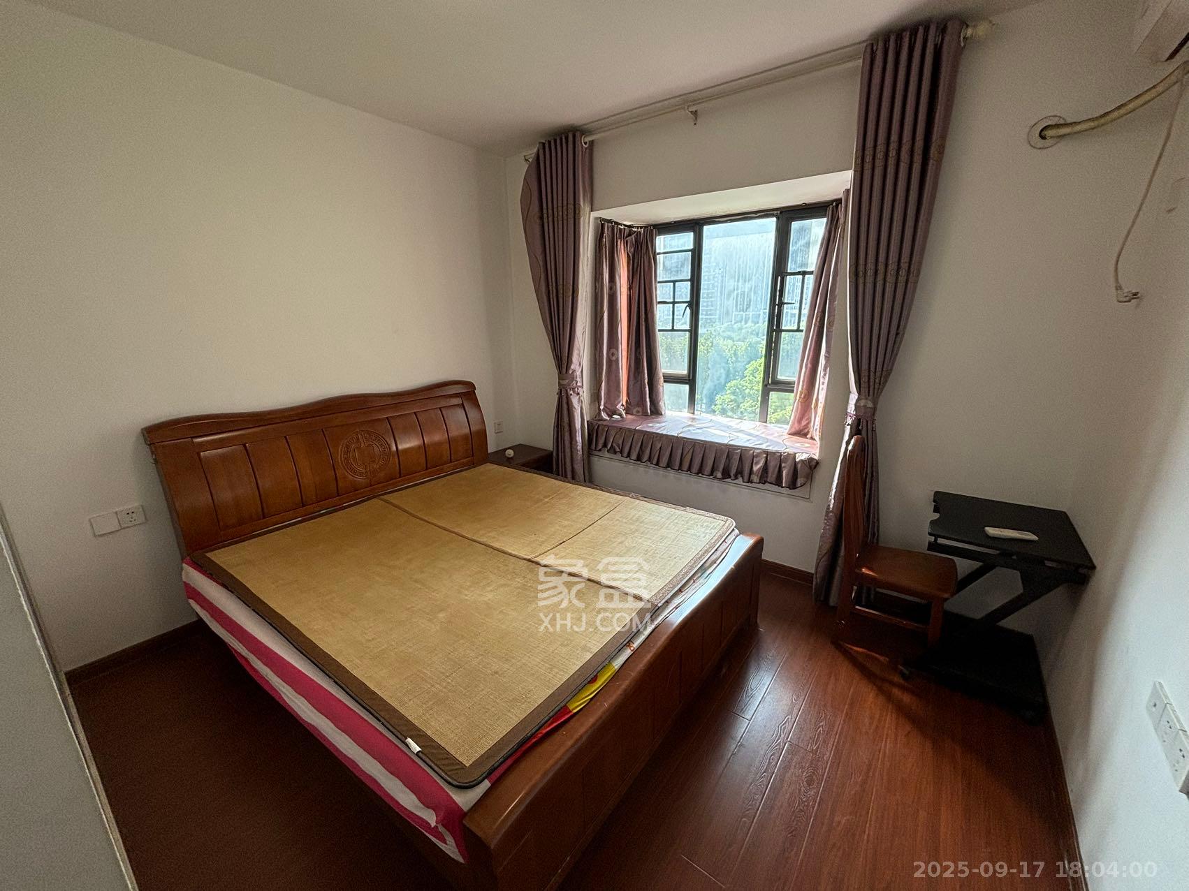 鸿基橄榄君庭 3室2厅1卫 2300.0元/月 鸿基橄榄君庭 3室2厅1卫 2300.0元/月室内图