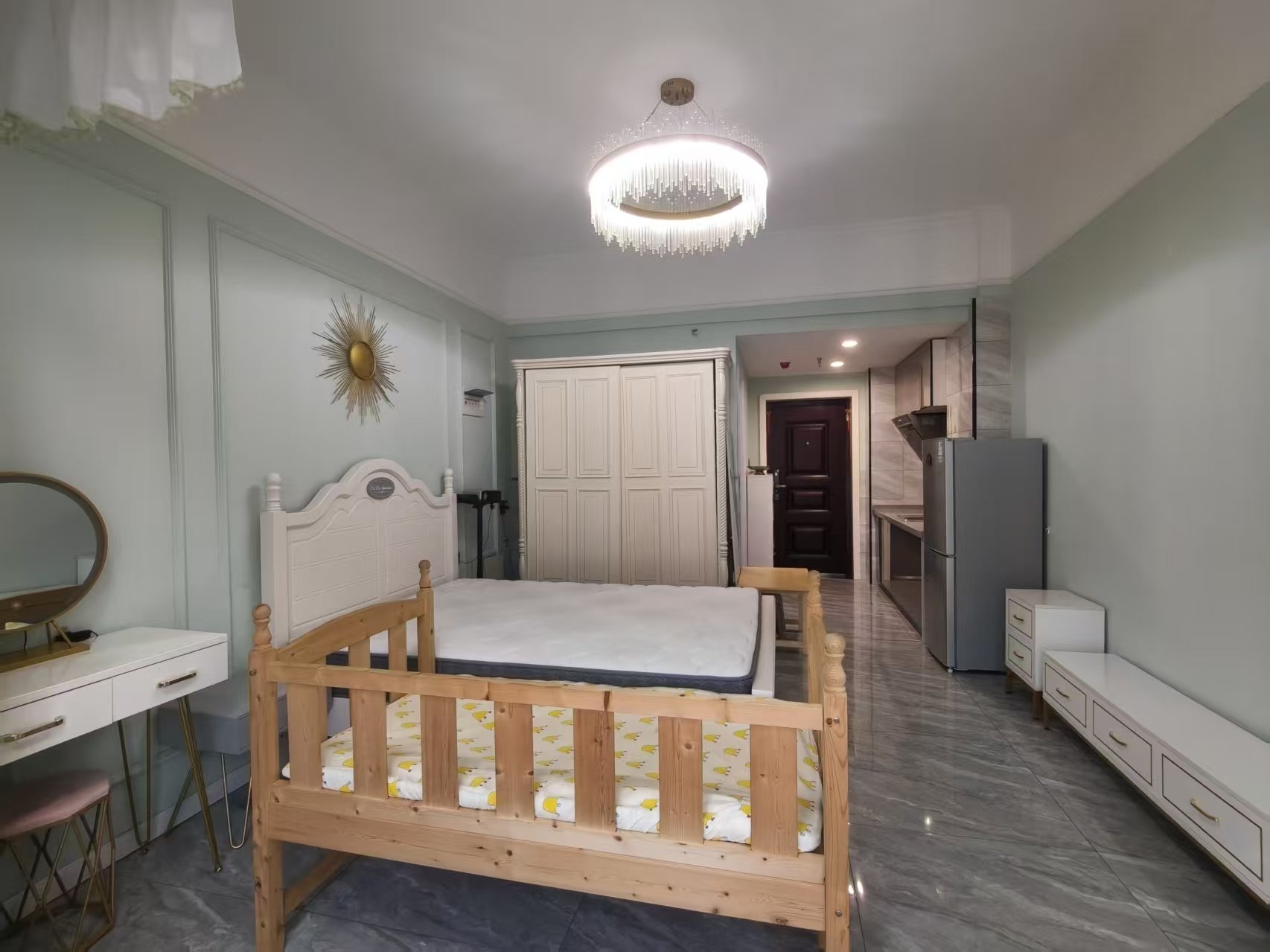 梓湖明珠  1室1厅1卫    26.8万 梓湖明珠  1室1厅1卫    26.8万室内图