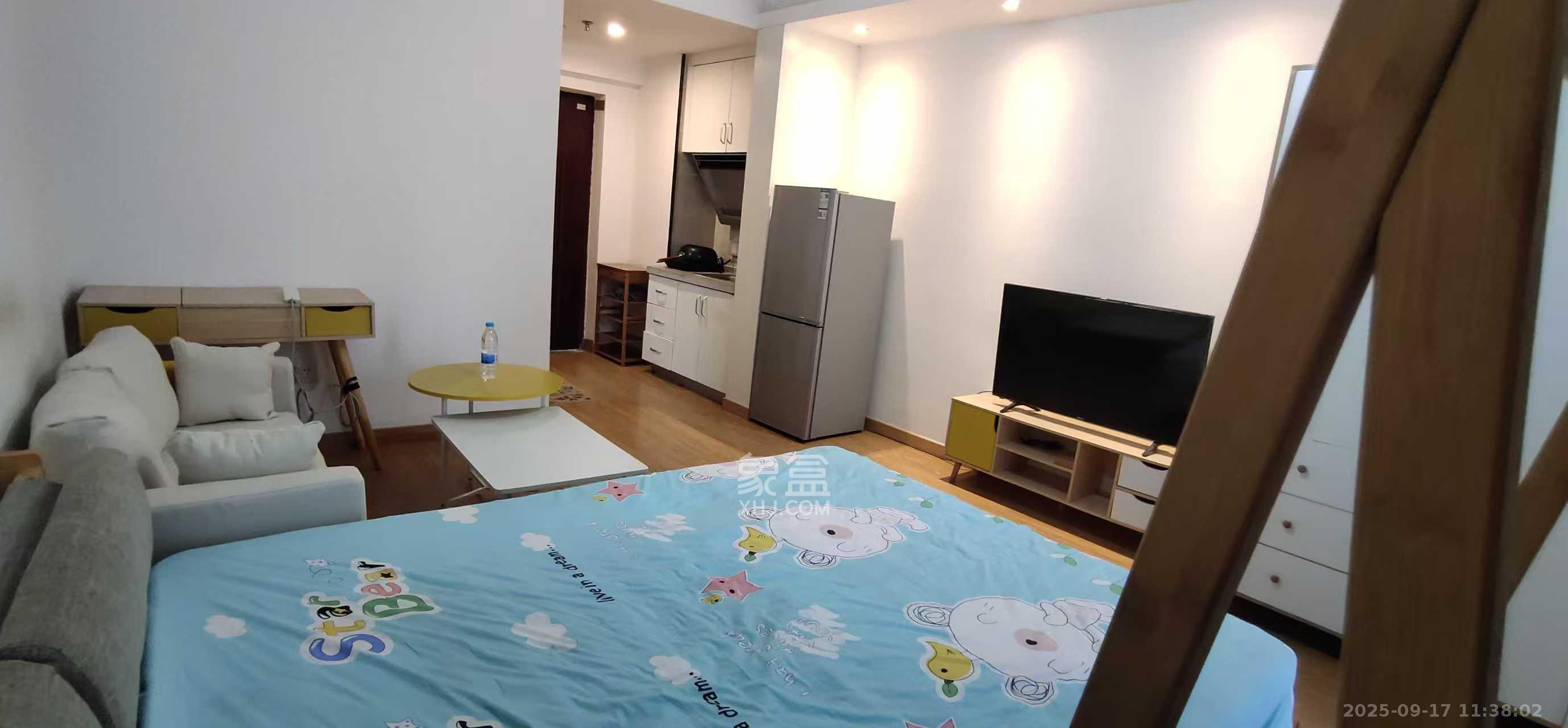 荣泰广场  1室1厅1卫    1200.0元/月室内图