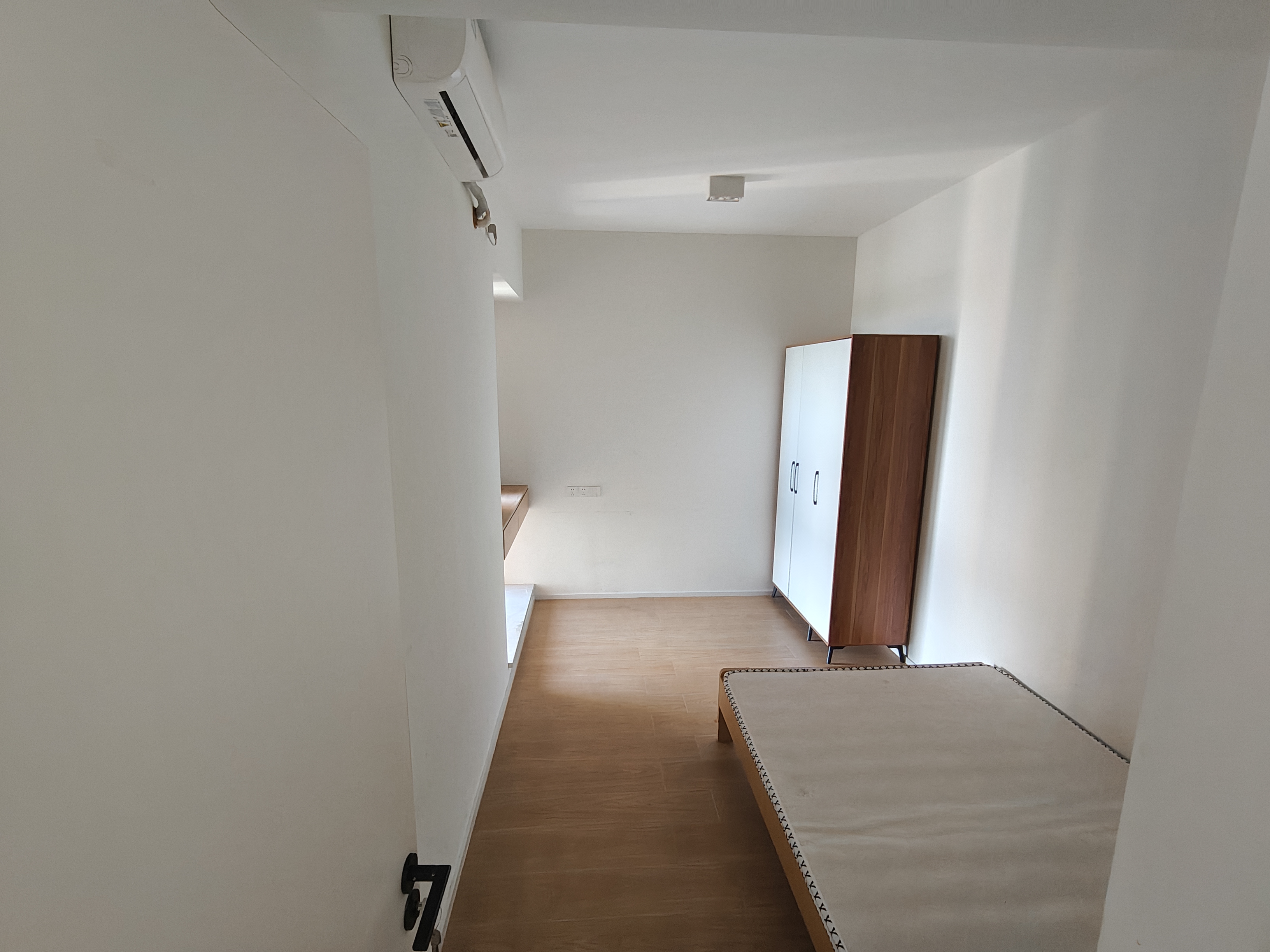 恩祥新城  2室1厅1卫    2500.0元/月 恩祥新城  2室1厅1卫    2500.0元/月室内图