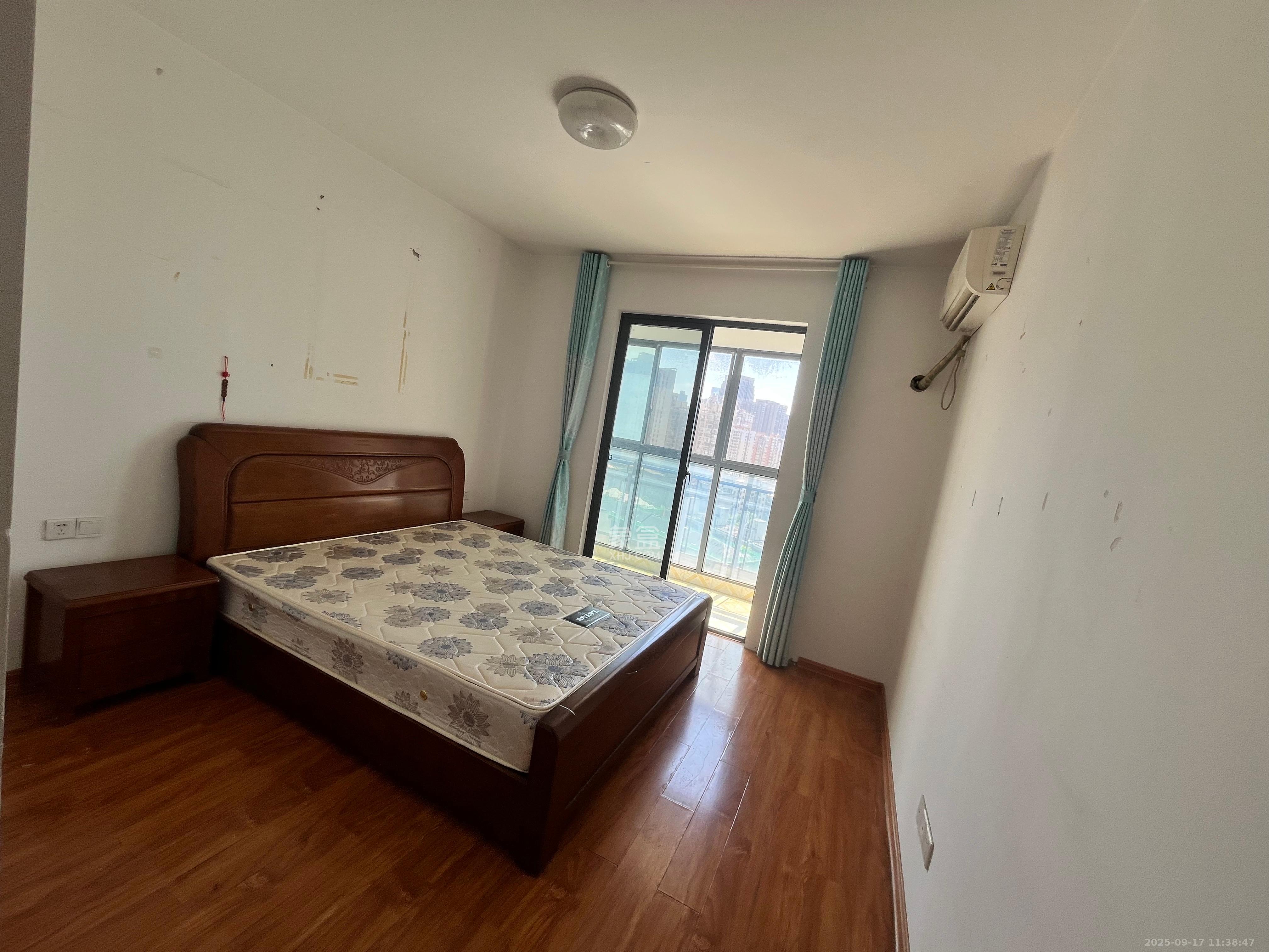 钱隆首府(福晟御园)  3室1厅2卫    2700.0元/月室内图