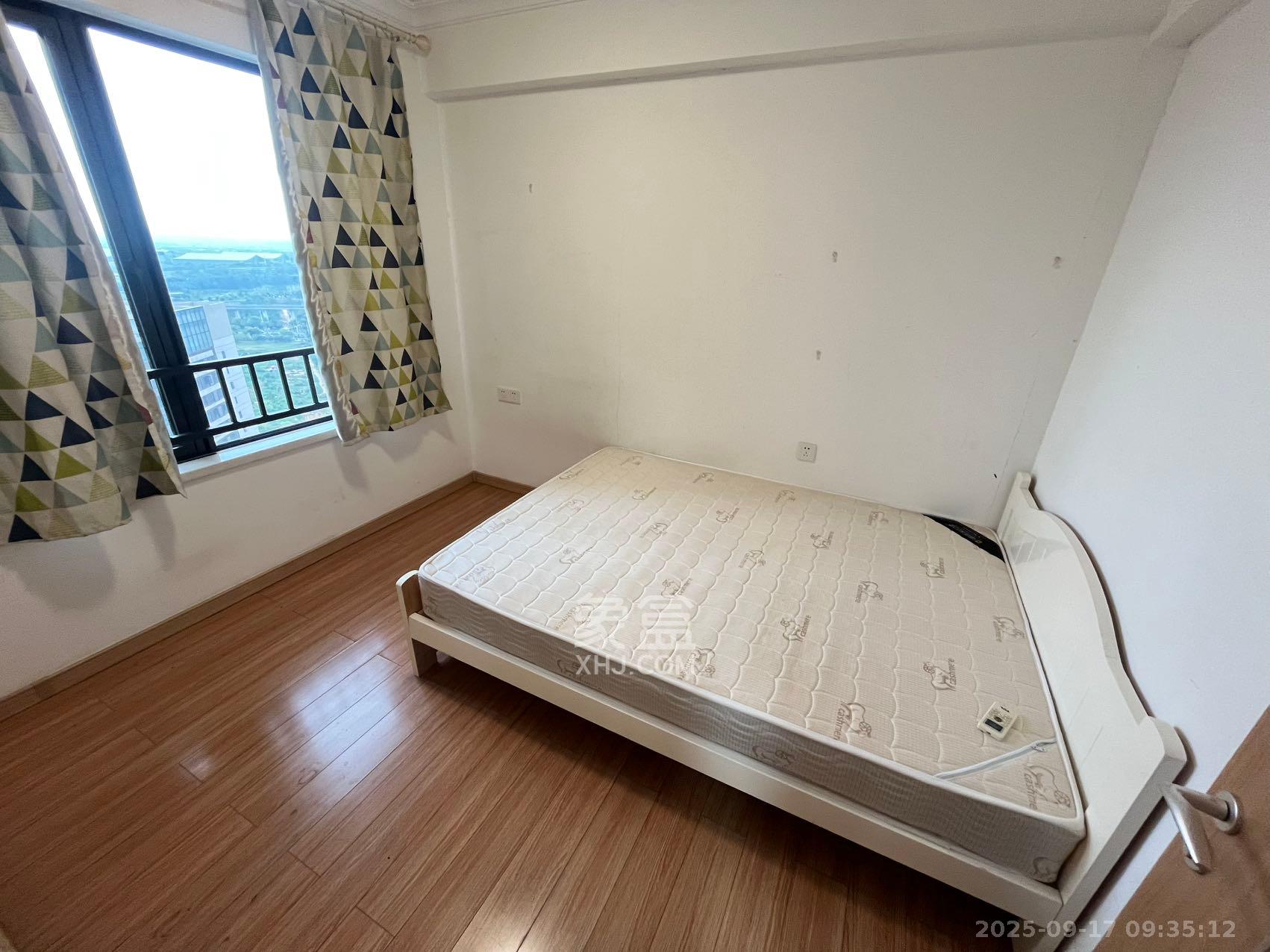 万科魅力之城 3室2厅2卫 2300.0元/月 万科魅力之城 3室2厅2卫 2300.0元/月室内图