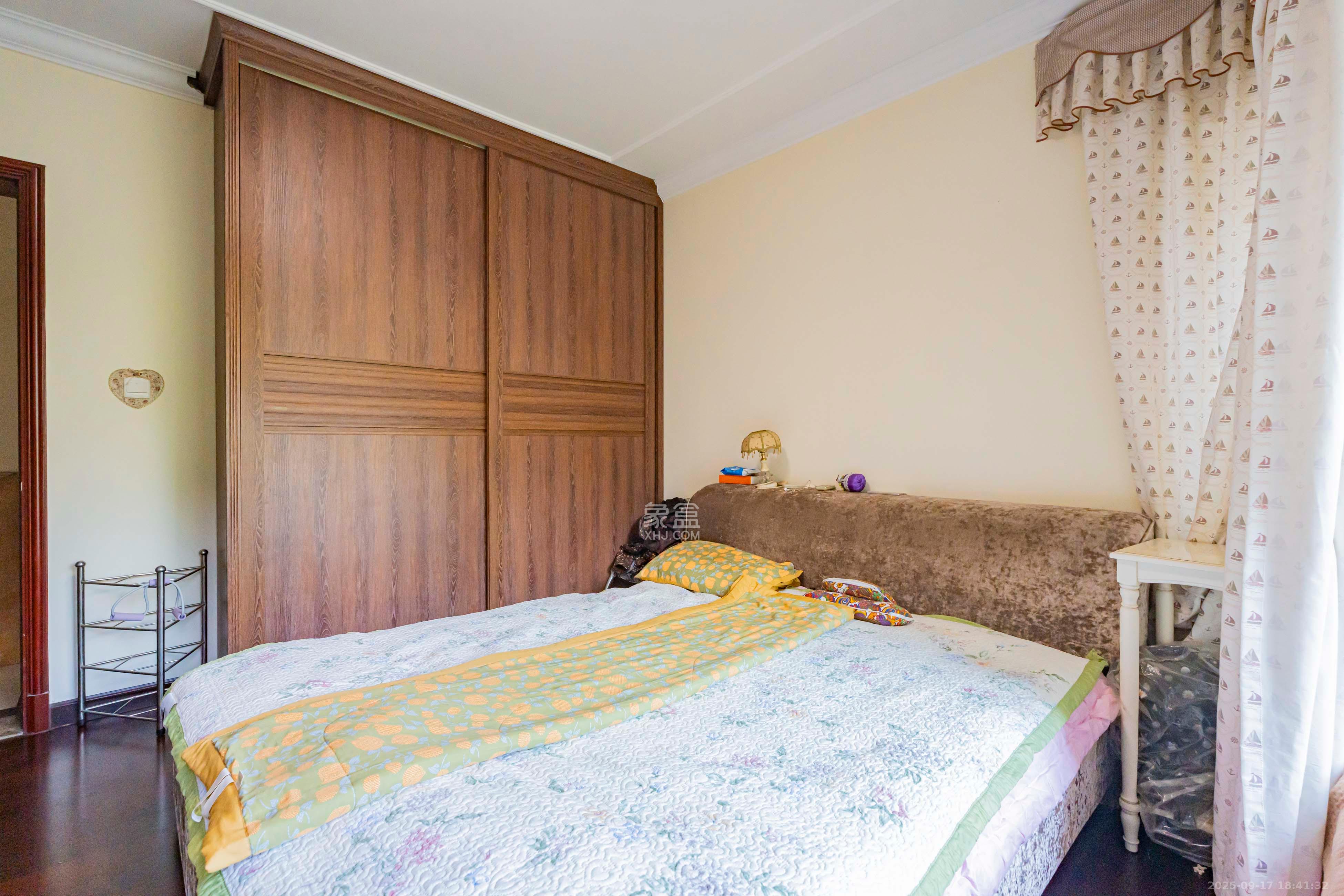 恒大雅苑 3室2厅1卫 81.0万 恒大雅苑 3室2厅1卫 81.0万卧室