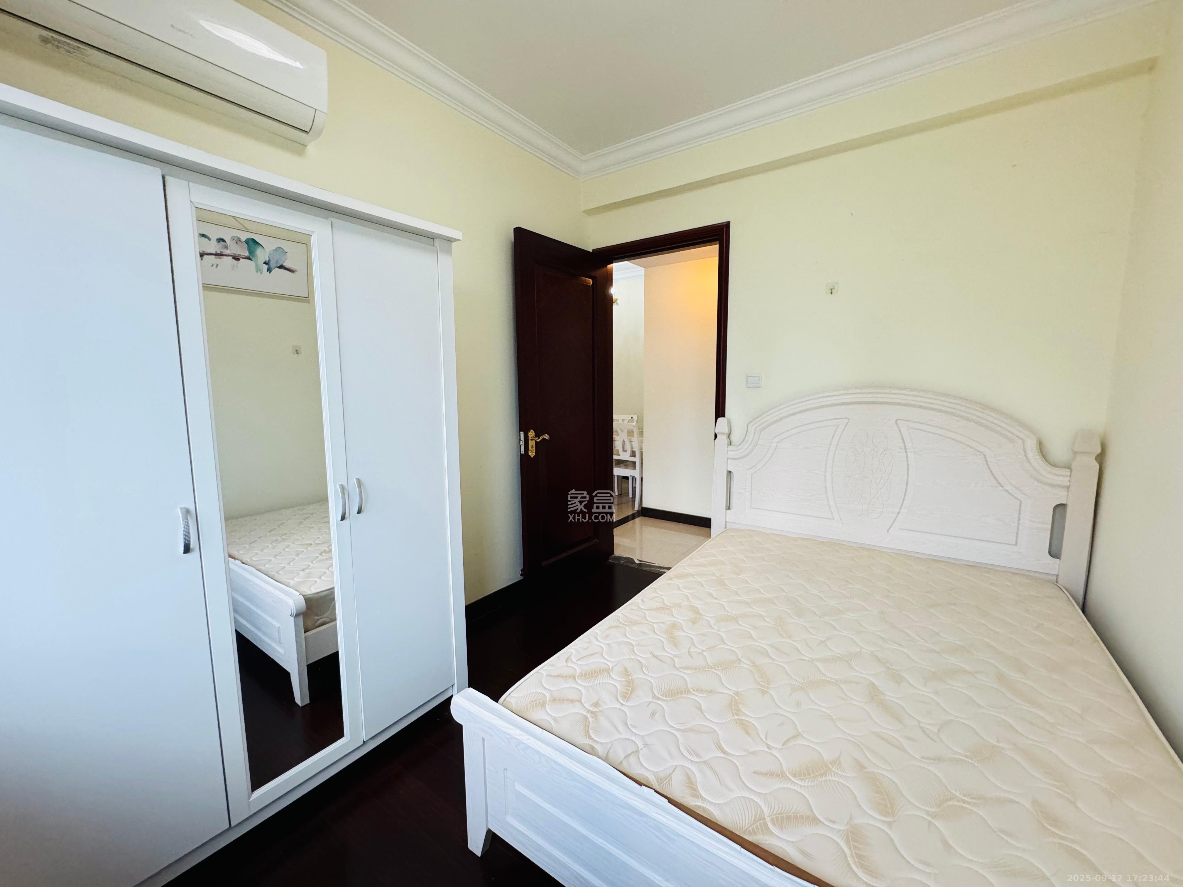 恒大御景湾 3室2厅1卫 3000.0元/月 恒大御景湾 3室2厅1卫 3000.0元/月室内图