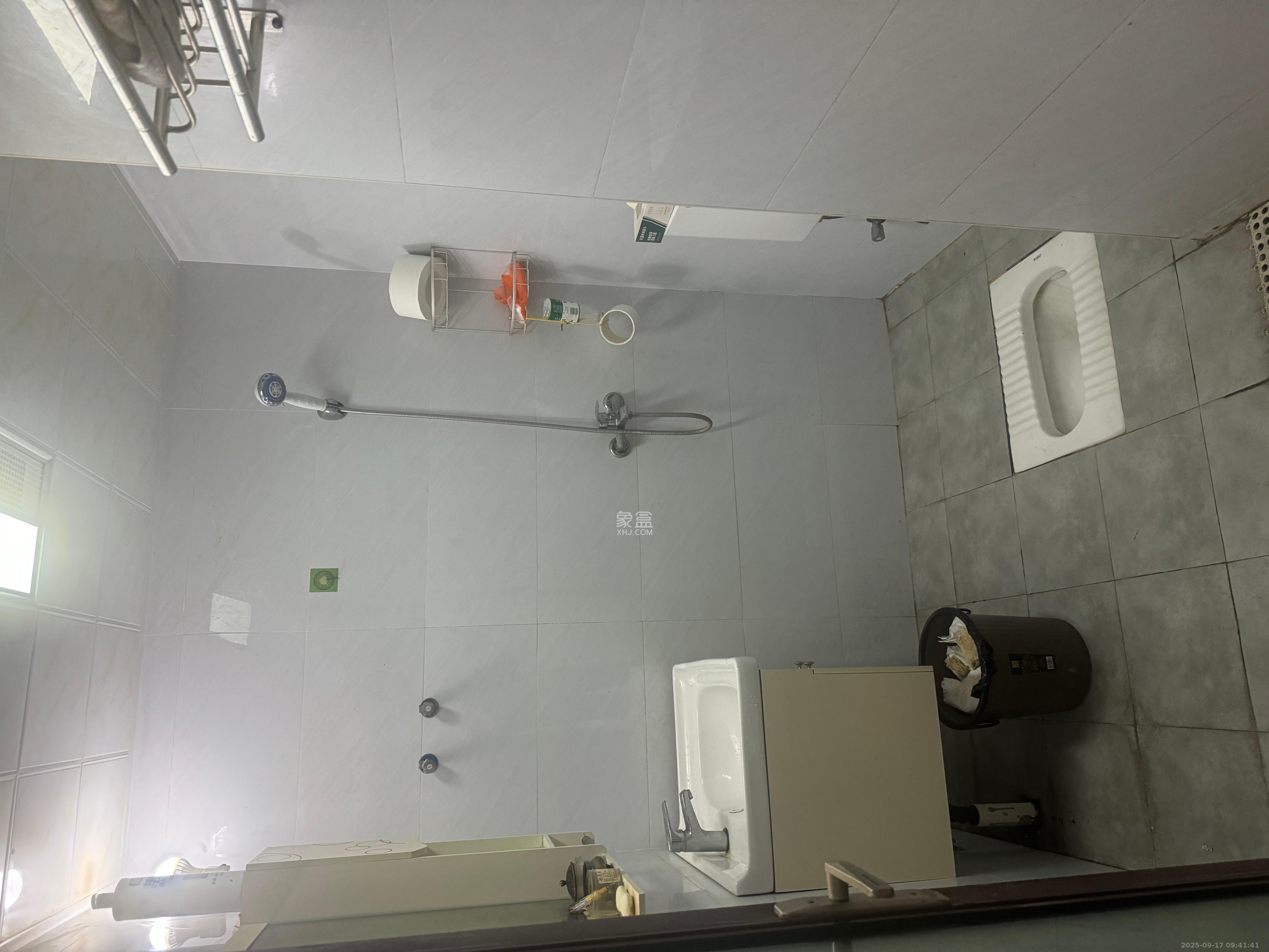 美林美寓  2室1厅1卫   2400.00元/月室内图