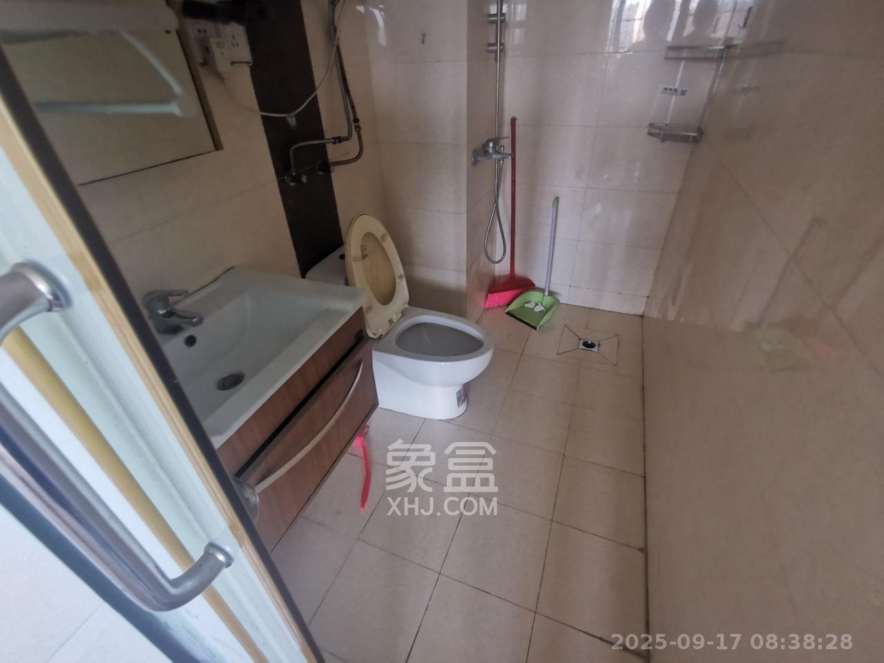 中信文化广场（中信新城二期）  1室1厅1卫    1000.0元/月室内图