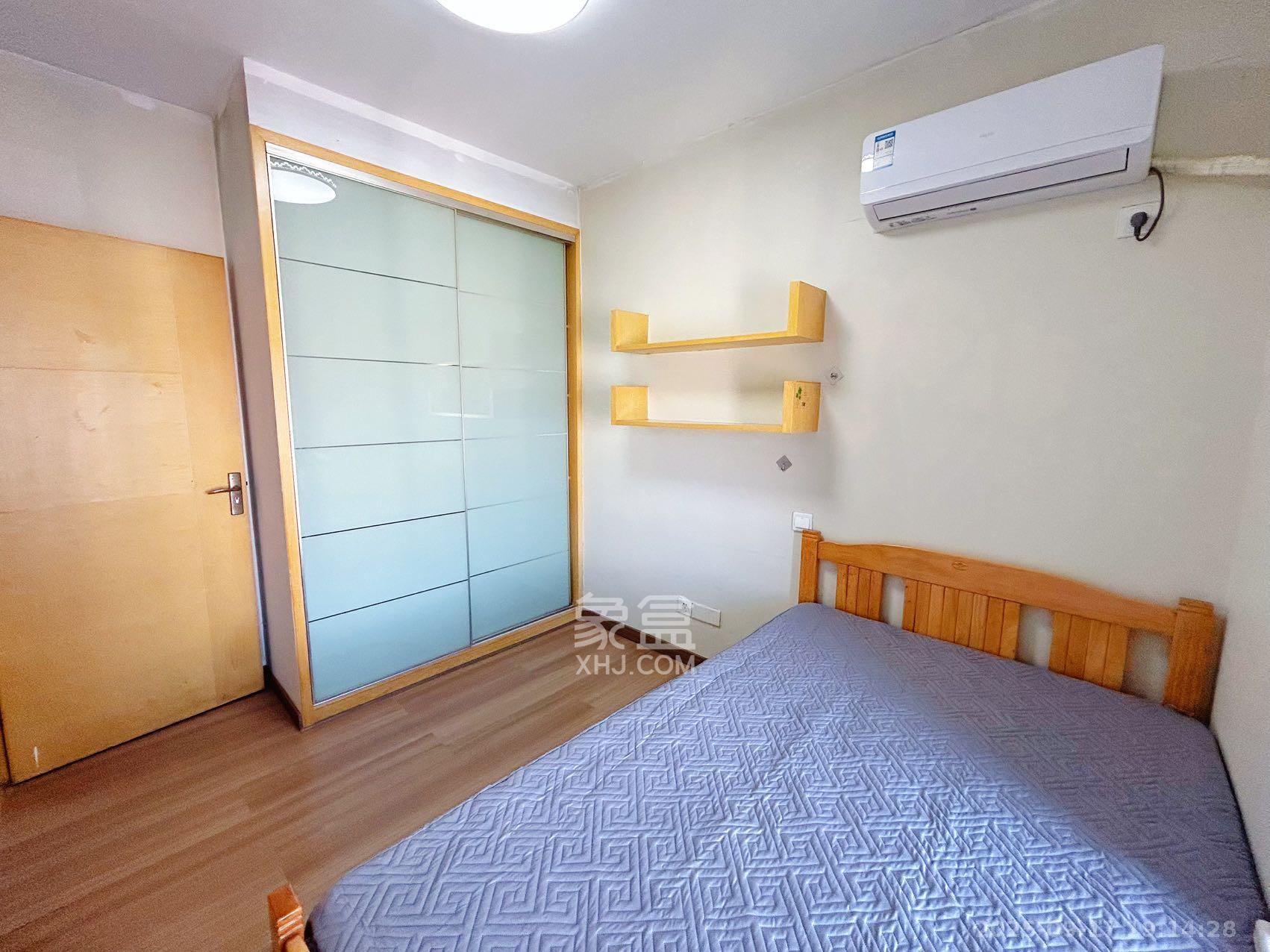 滨江君悦香邸  2室1厅1卫    2300.0元/月室内图