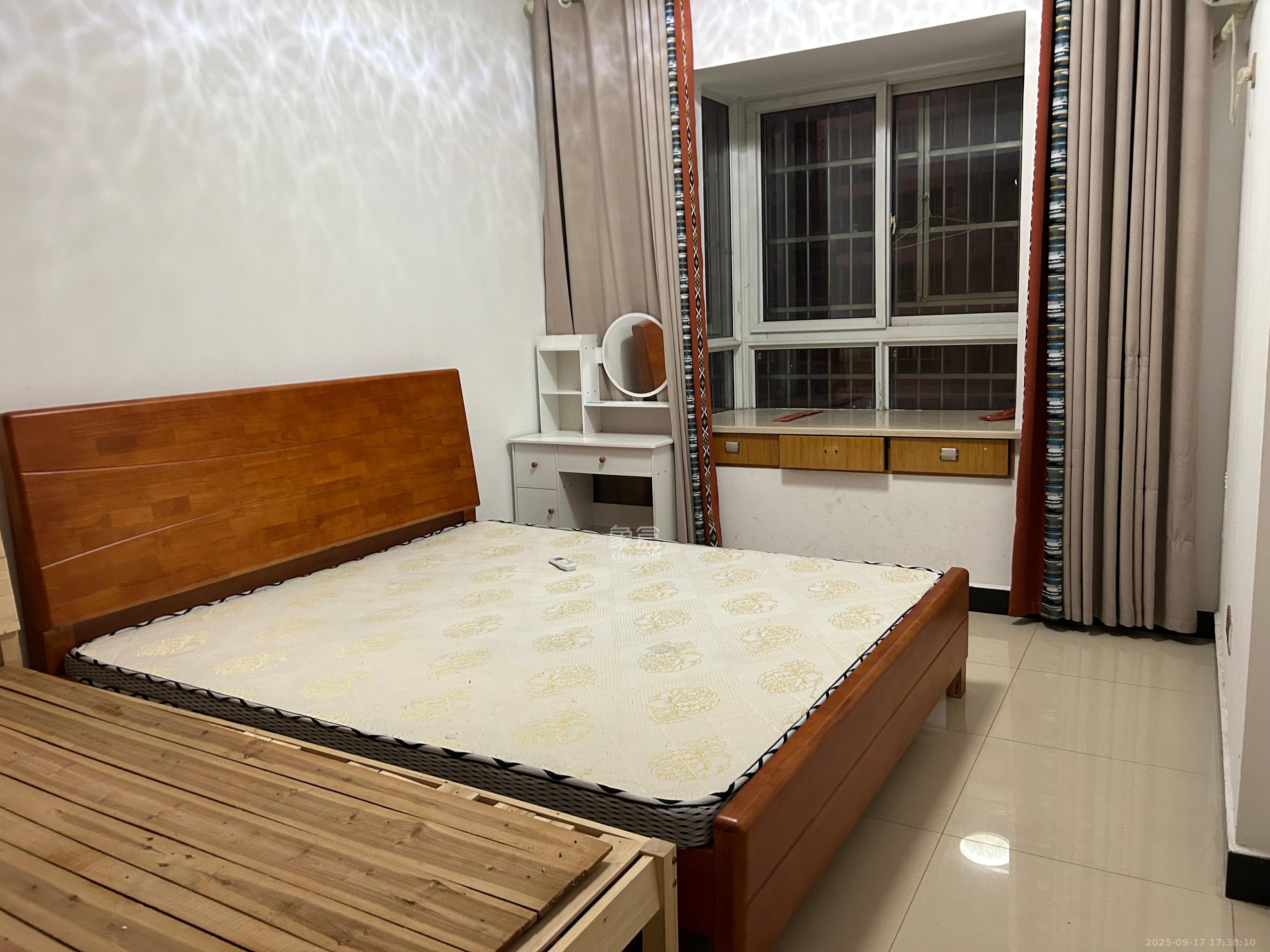 开源鑫景 3室2厅1卫 2000.0元/月 开源鑫景 3室2厅1卫 2000.0元/月室内图