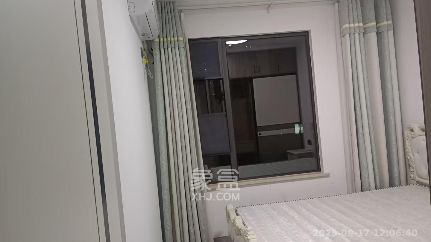 东合新苑  2室2厅1卫   2100.00元/月室内图