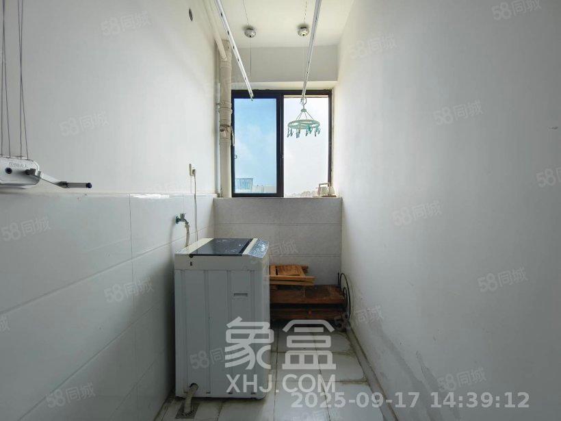 乾源国际 1室1厅1卫 1400.0元/月 乾源国际 1室1厅1卫 1400.0元/月室内图