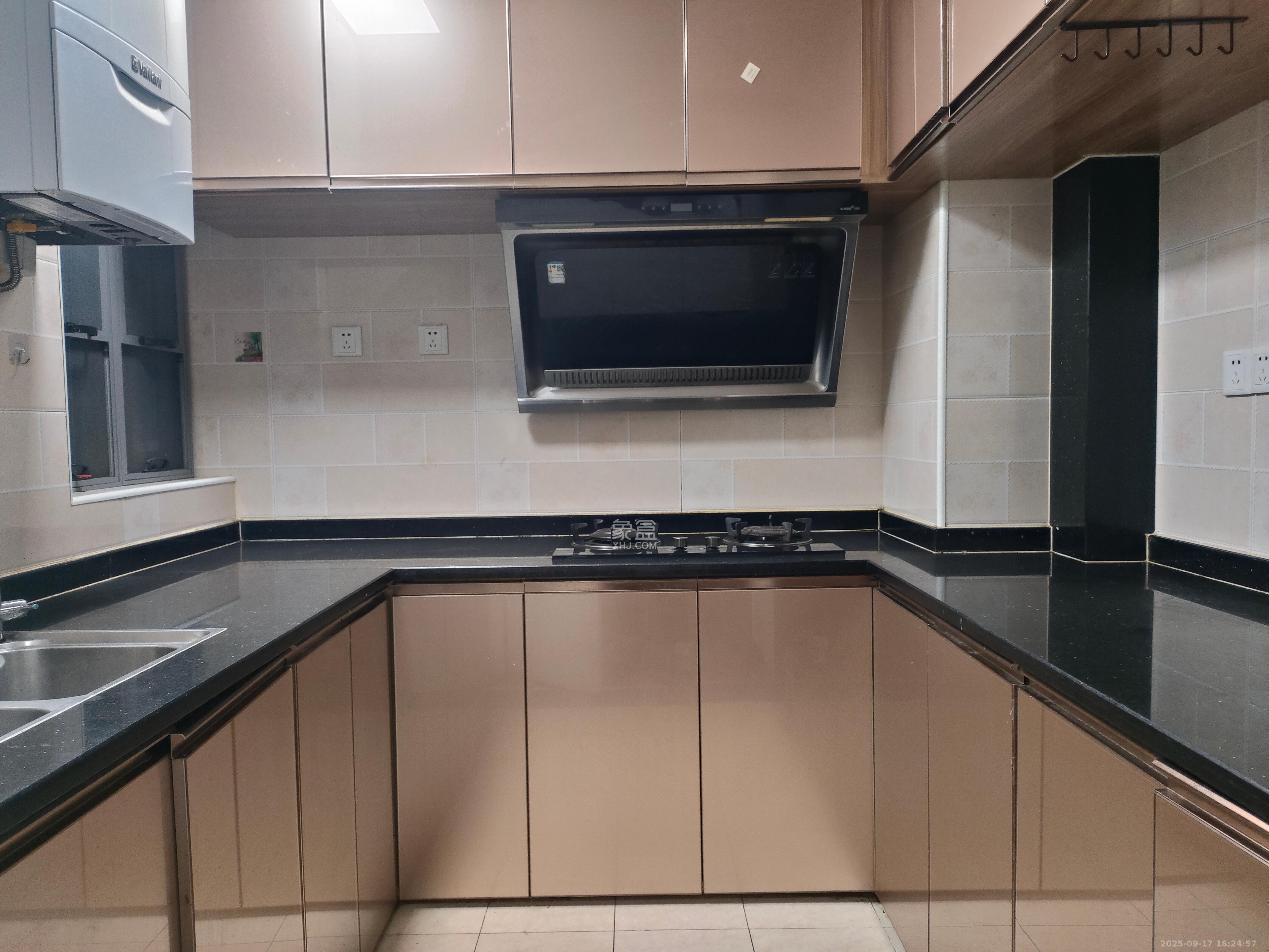 八方小区C区 3室2厅2卫 4000.0元/月 八方小区C区 3室2厅2卫 4000.0元/月室内图