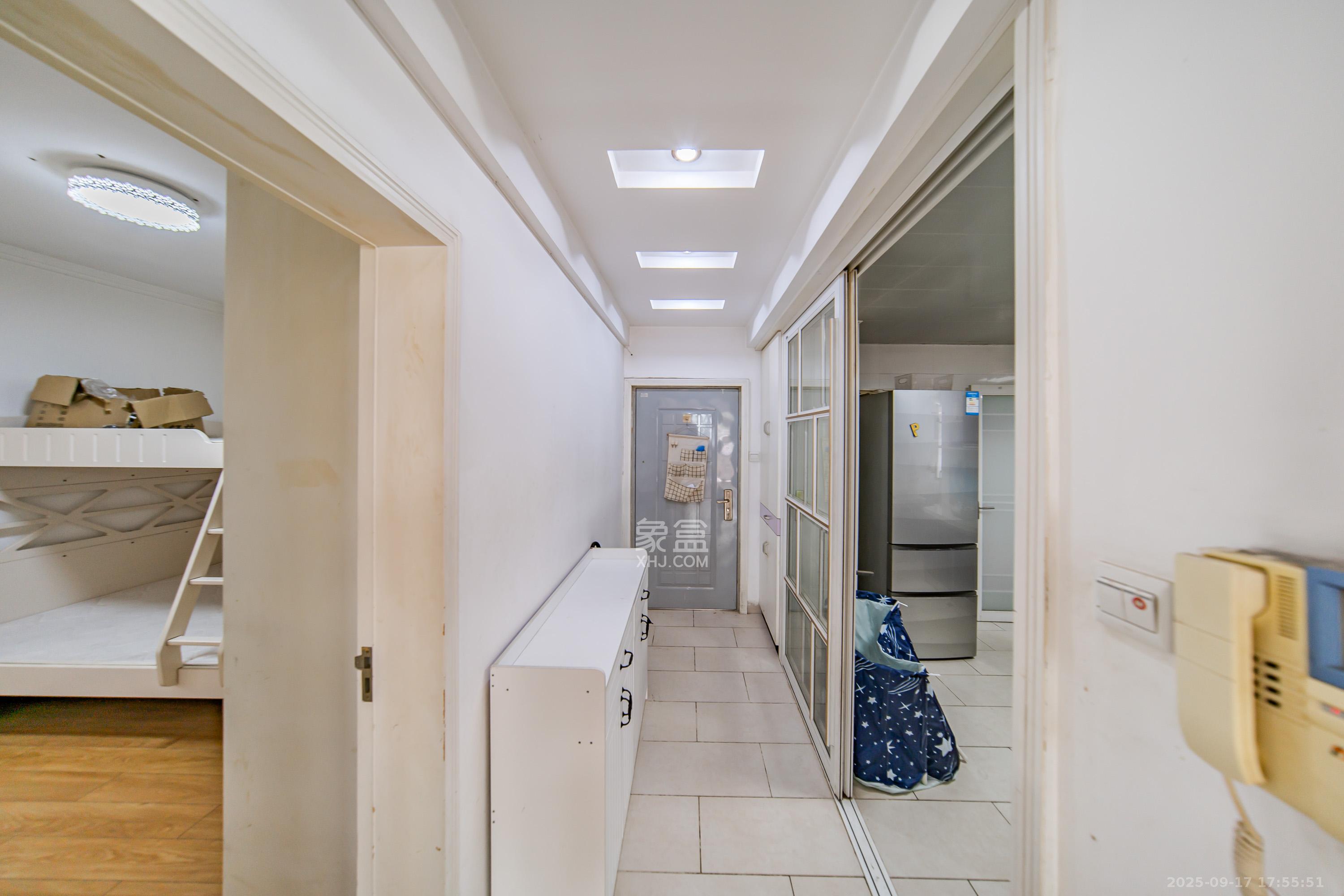 阳光100一期、四五期 3室2厅1卫 85.0万 阳光100一期、四五期 3室2厅1卫 85.0万其他