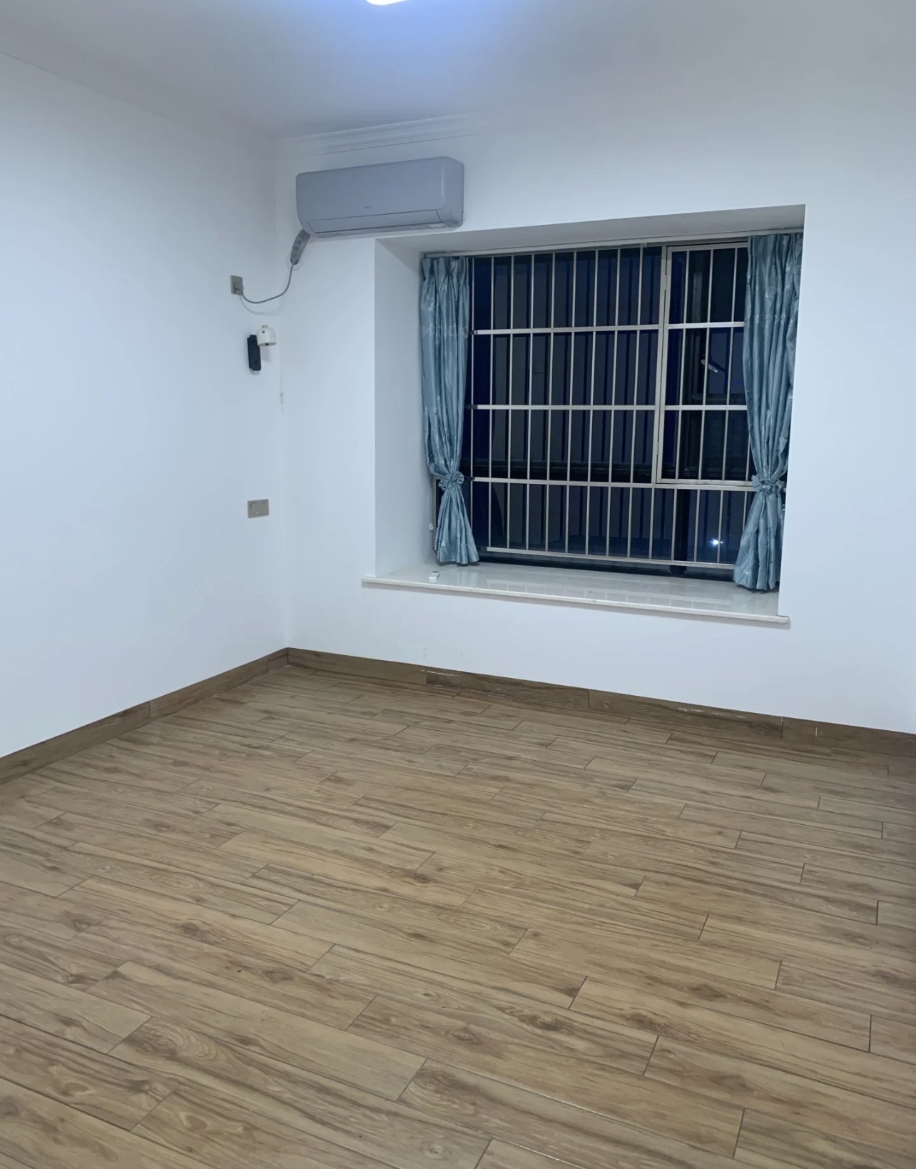 盛贤景都  3室2厅2卫    3500.0元/月 盛贤景都  3室2厅2卫    3500.0元/月室内图