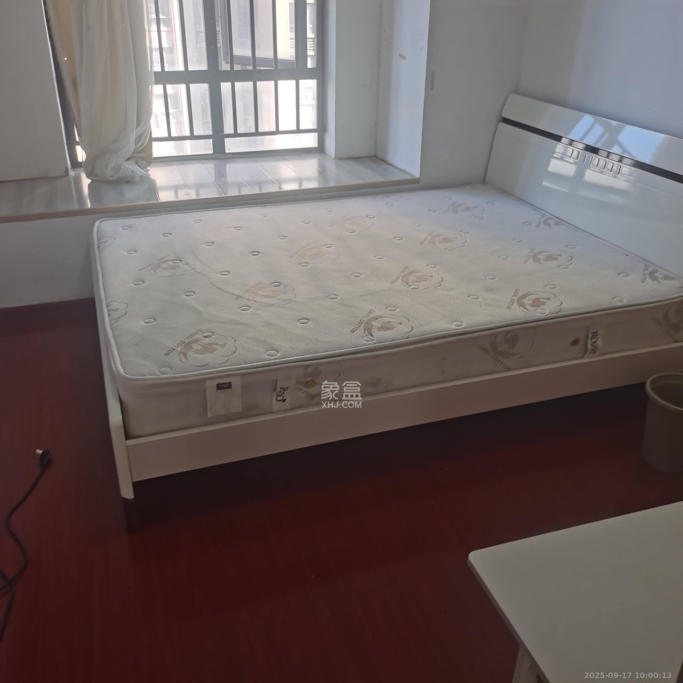 香樟兰亭(朗峰苑) 3室2厅1卫 2200.0元/月 香樟兰亭(朗峰苑) 3室2厅1卫 2200.0元/月室内图